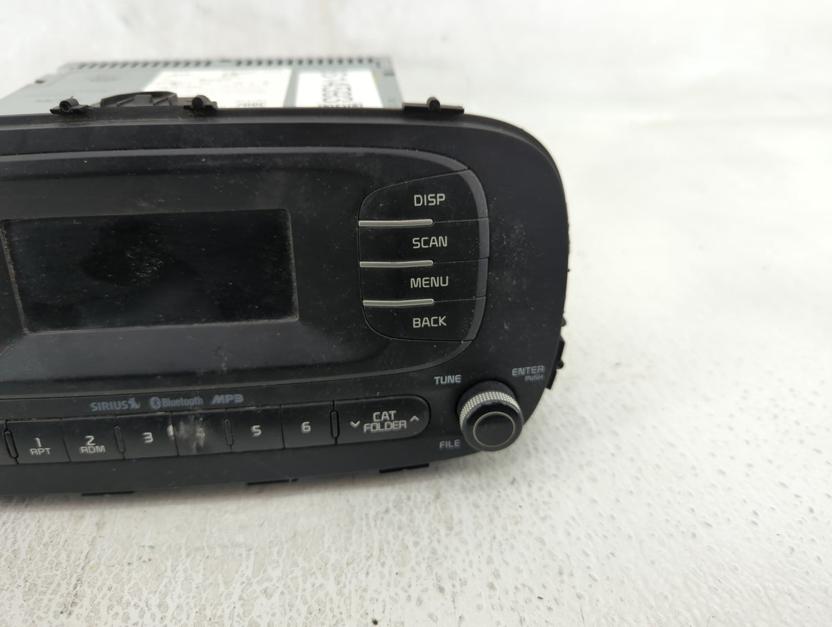 2014-2016 Kia Soul Am Fm Cd Player Radio Receiver 614593 - Oemusedautoparts1.com