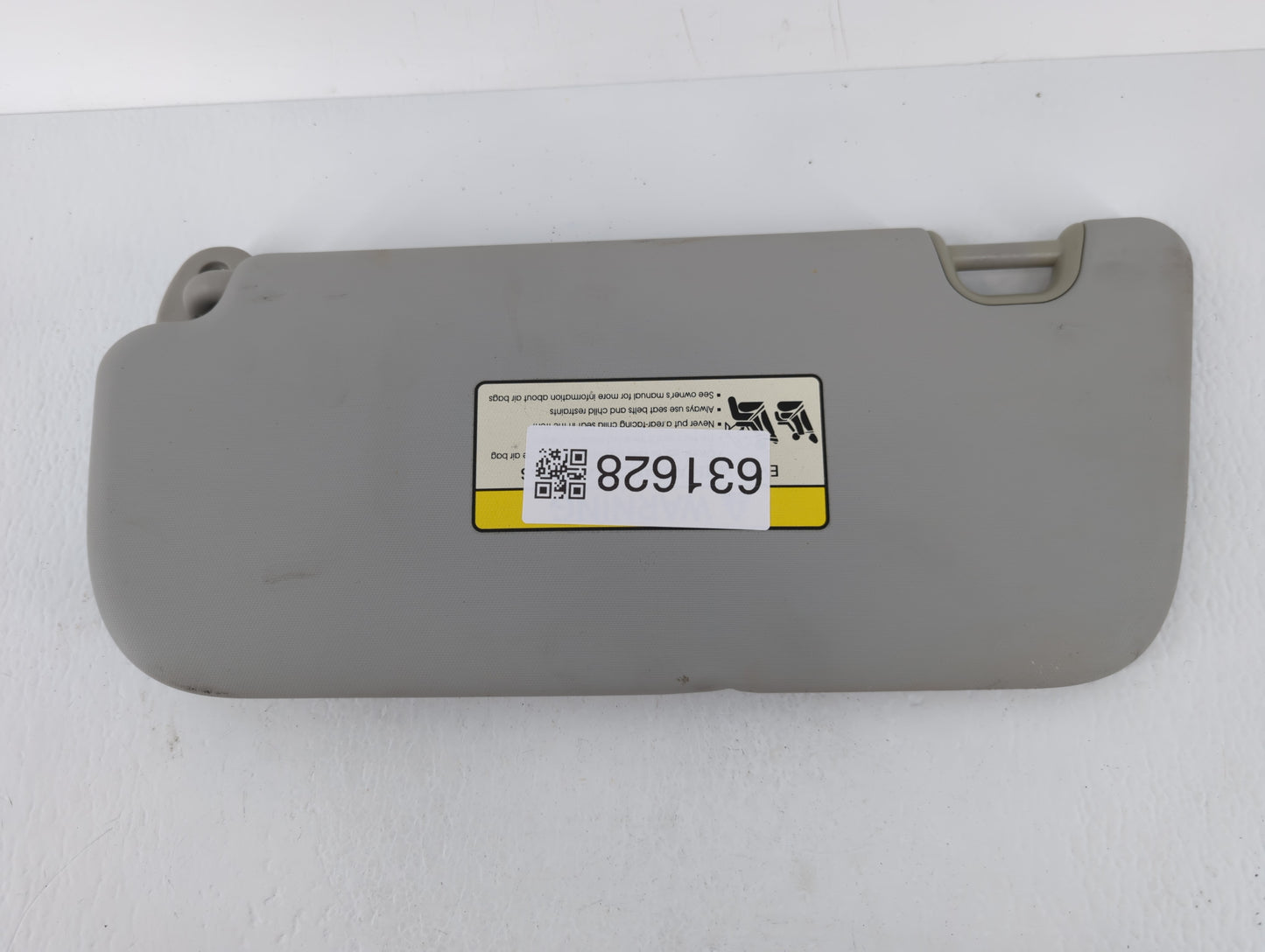 2014-2019 Kia Soul Sun Visor Shade Replacement Driver Left Mirror Fits Fits 2014 2015 2016 2017 2018 2019 OEM Used Auto Part
