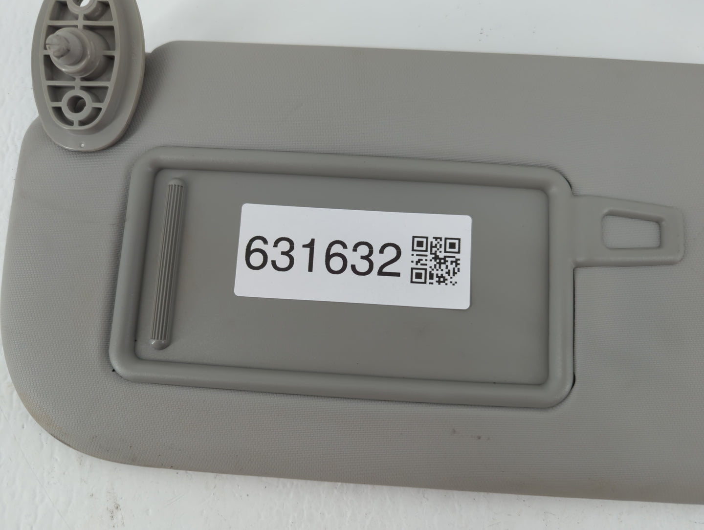 2014-2019 Kia Soul Sun Visor Shade Replacement Driver Left Mirror Fits Fits 2014 2015 2016 2017 2018 2019 OEM Used Auto Part