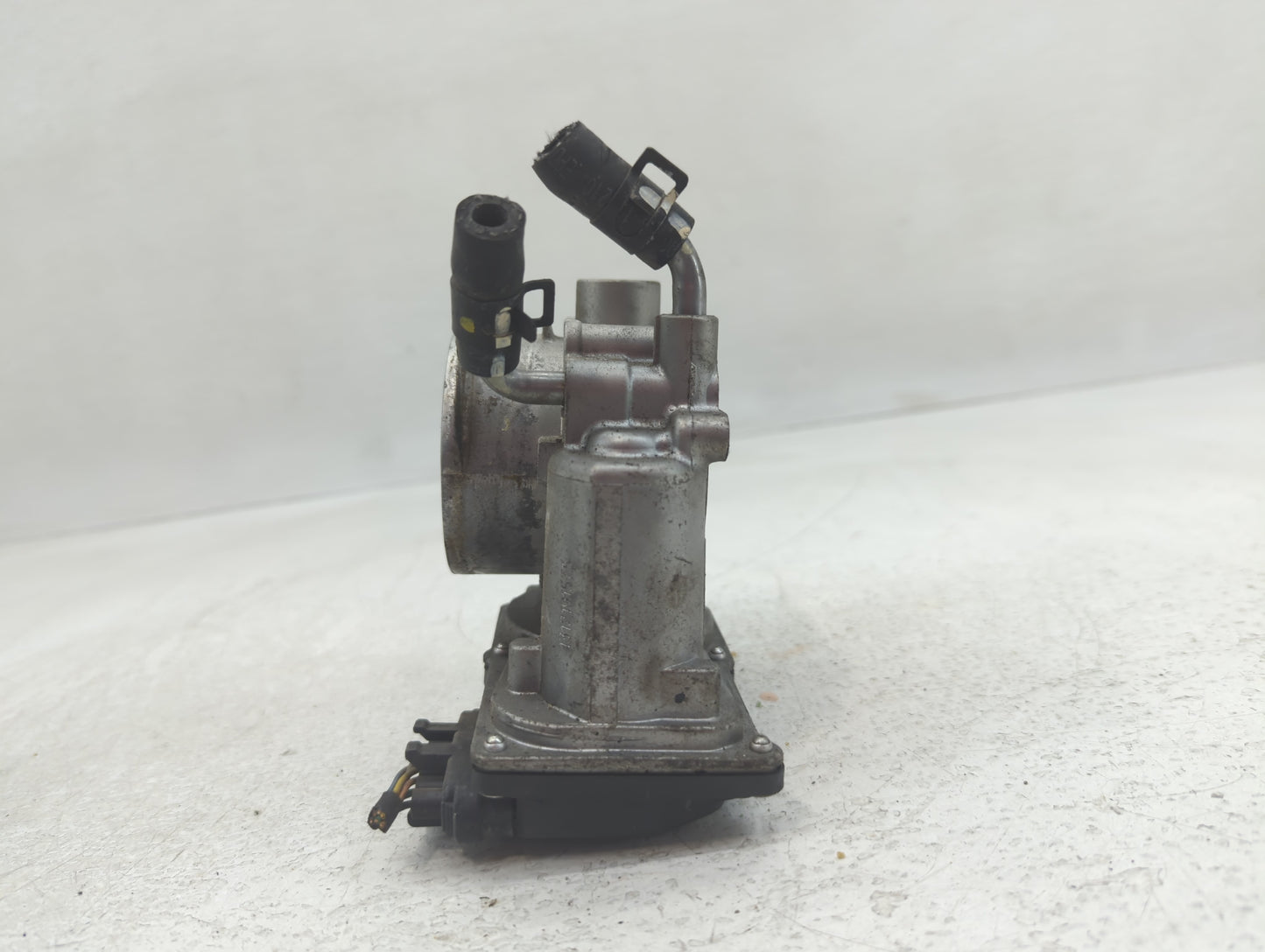 2014-2019 Kia Soul Throttle Body P/N:5323 12Q23 35100-2E000 Fits Fits 2011 2012 2013 2014 2015 2016 2017 2018 2019 2020 2021