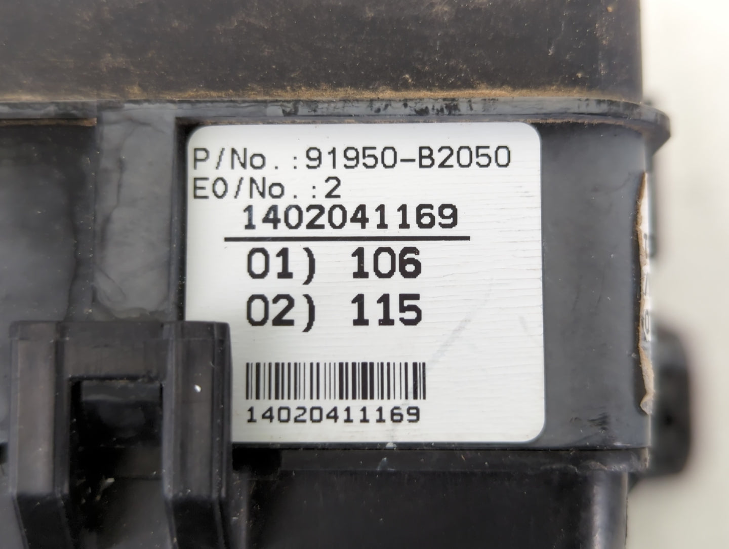 2014 Kia Soul Fusebox Fuse Box Panel Relay Module P/N:91950-B2050 Fits OEM Used Auto Parts - Oemusedautoparts1.com