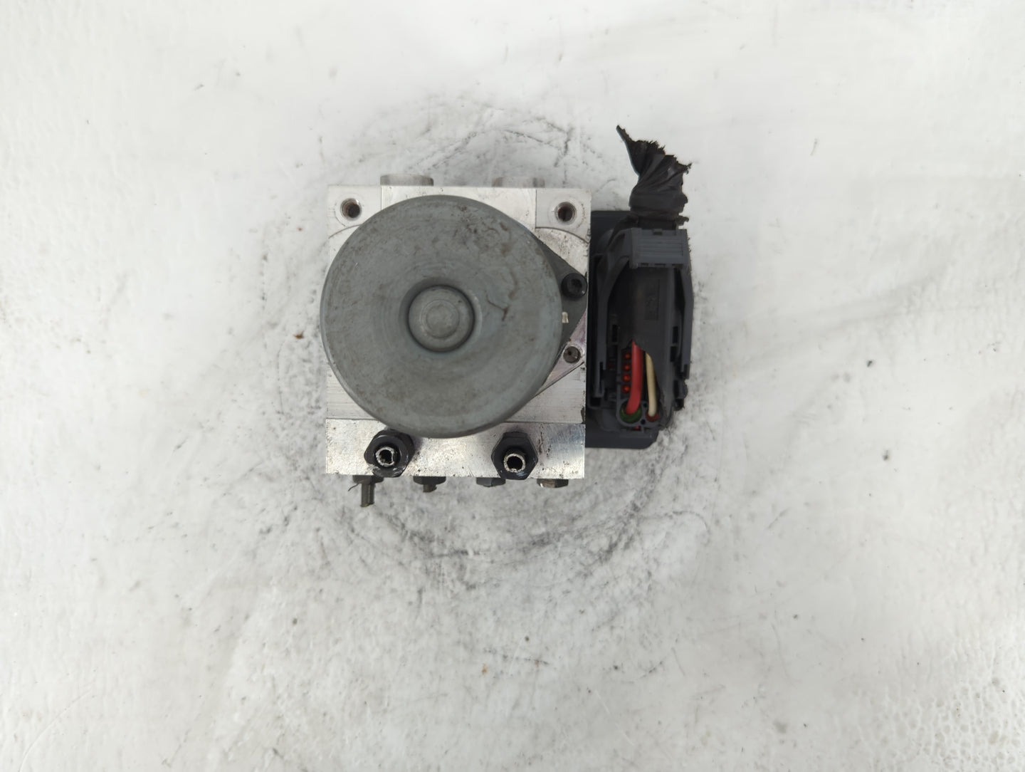 2014-2015 Kia Soul ABS Pump Control Module Replacement P/N:58020-B2560 B2589-20520 Fits Fits 2014 2015 OEM Used Auto Parts -