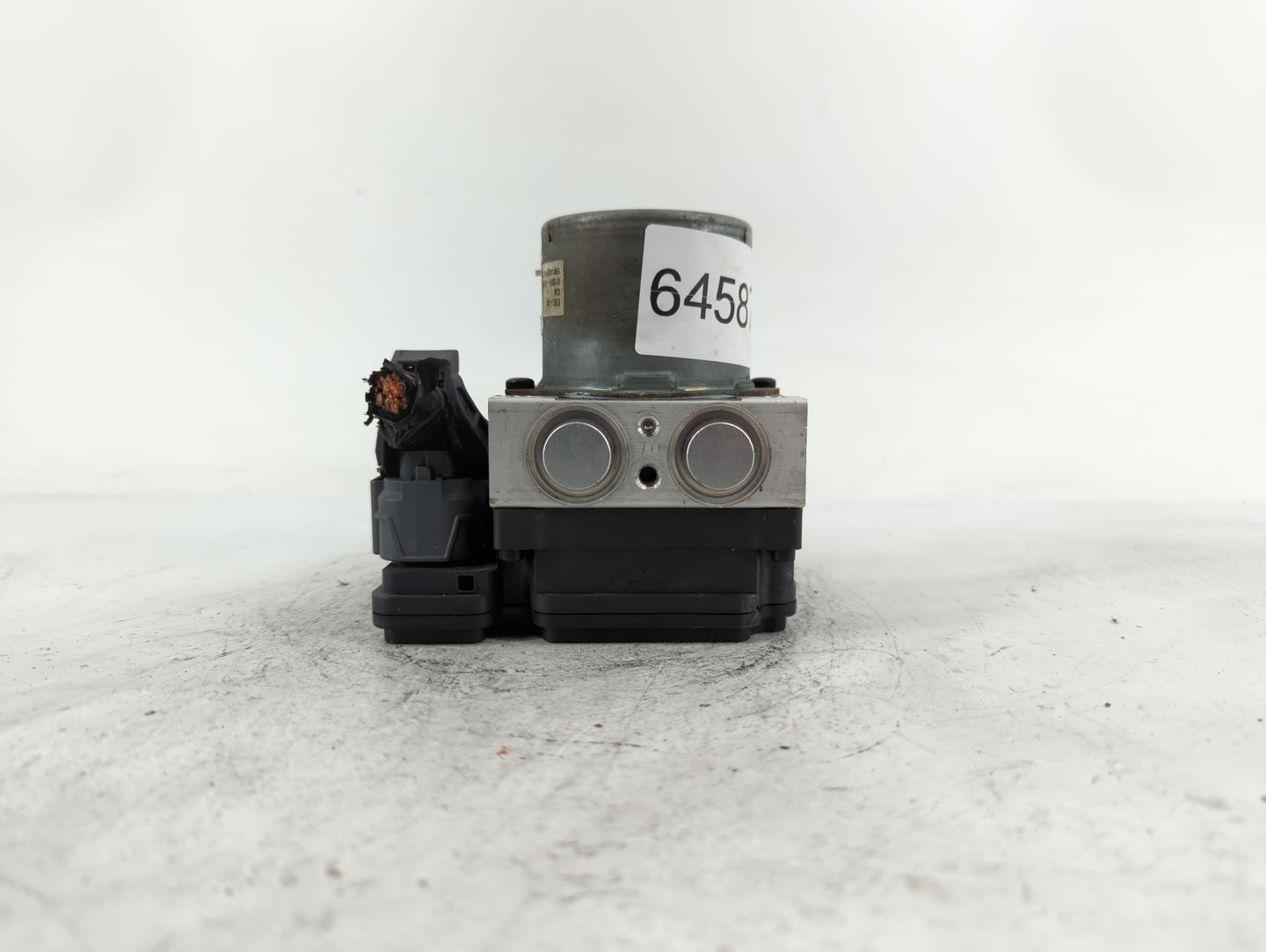 2014-2015 Kia Soul ABS Pump Control Module Replacement P/N:58020-B2560 B2589-20520 Fits Fits 2014 2015 OEM Used Auto Parts -