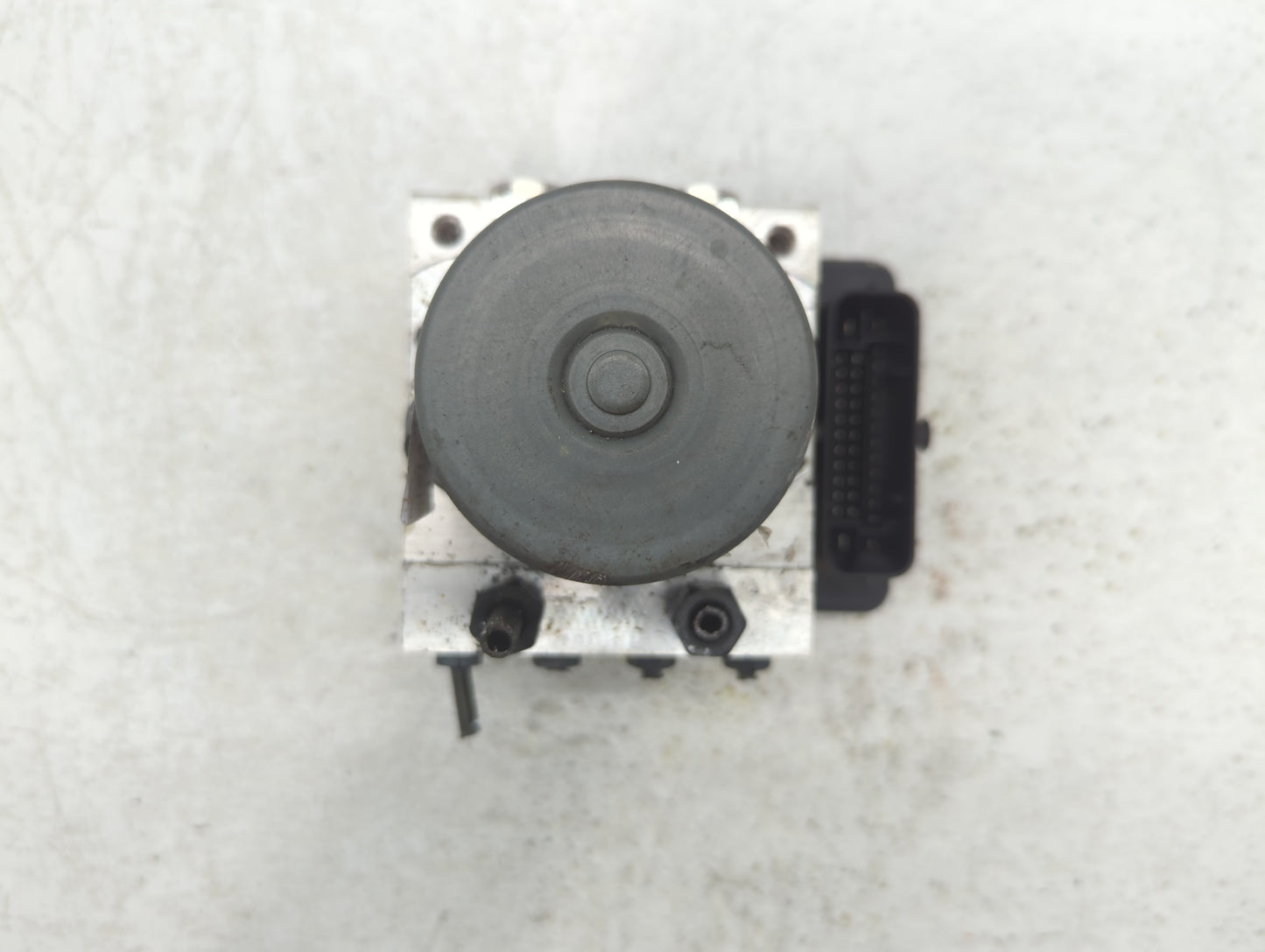 2014-2015 Kia Soul ABS Pump Control Module Replacement P/N:58020-B2580 B2589-20520 Fits Fits 2014 2015 OEM Used Auto Parts -