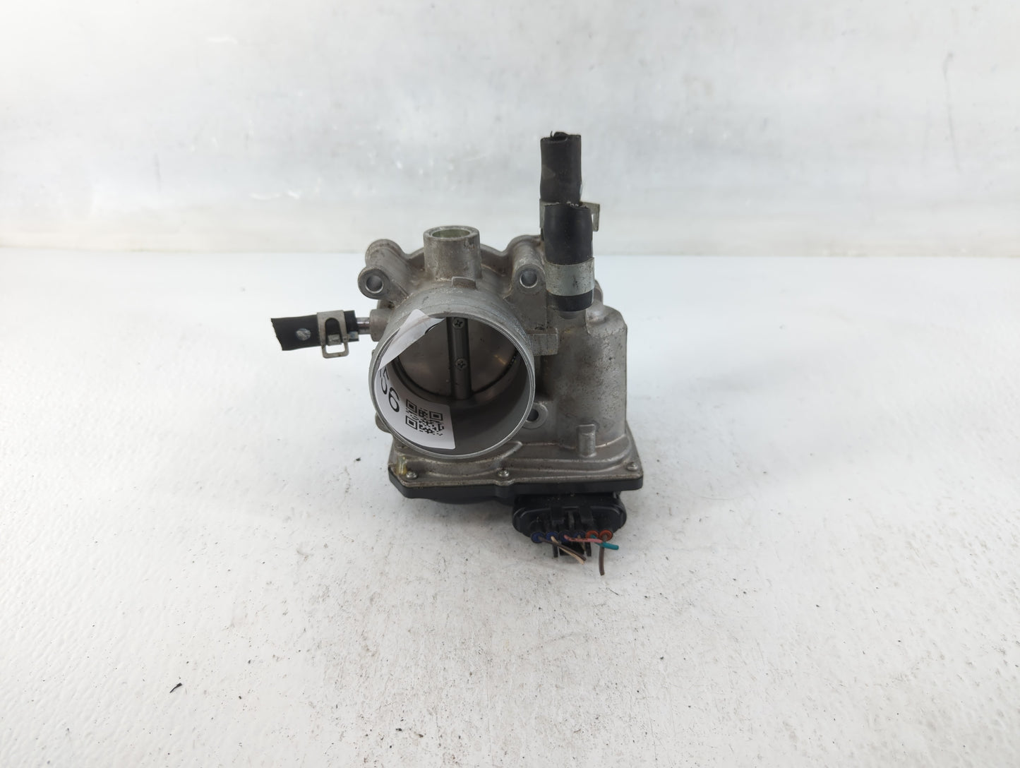 2012-2019 Kia Soul Throttle Body P/N:35100-28300 Fits Fits 2012 2013 2014 2015 2016 2017 2018 2019 OEM Used Auto Parts - Oem