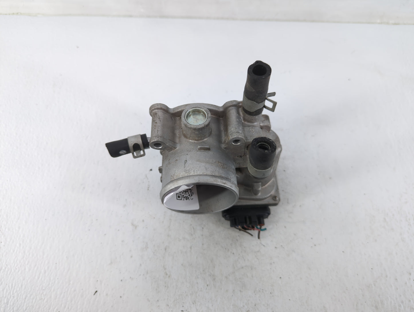 2012-2019 Kia Soul Throttle Body P/N:35100-28300 Fits Fits 2012 2013 2014 2015 2016 2017 2018 2019 OEM Used Auto Parts - Oem