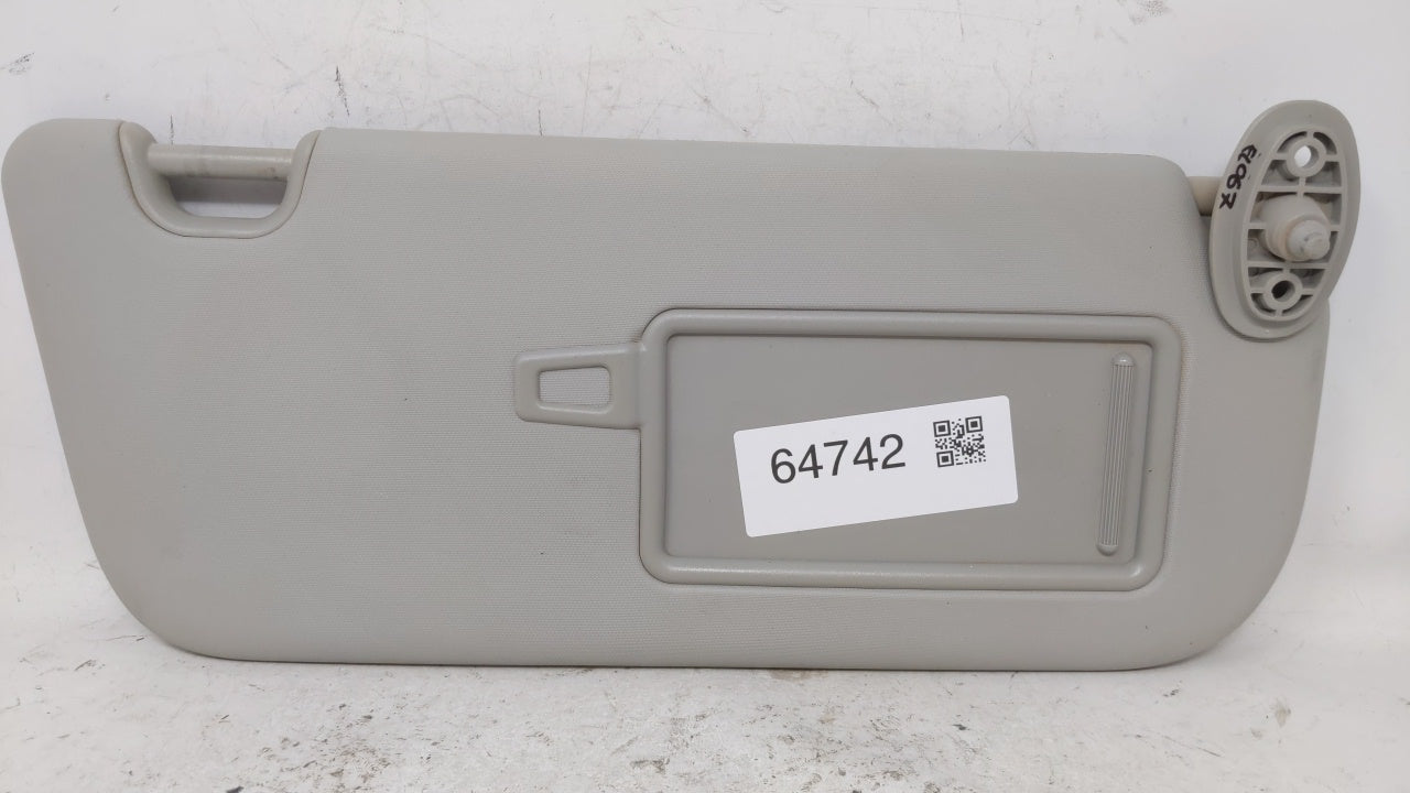 2014-2019 Kia Soul Sun Visor Shade Replacement Passenger Right Mirror Fits Fits 2014 2015 2016 2017 2018 2019 OEM Used Auto 