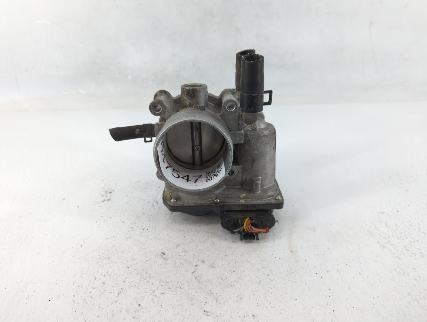 2014-2019 Kia Soul Throttle Body P/N:35100-2B300 Fits Fits 2011 2012 2013 2014 2015 2016 2017 2018 2019 2020 2021 OEM Used A