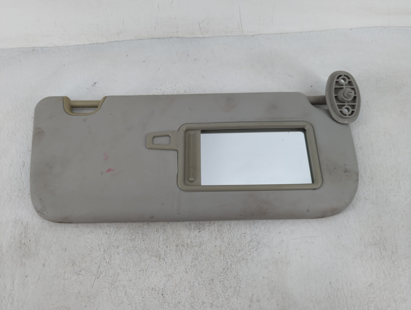 2014-2019 Kia Soul Sun Visor Shade Replacement Passenger Right Mirror Fits Fits 2014 2015 2016 2017 2018 2019 OEM Used Auto 