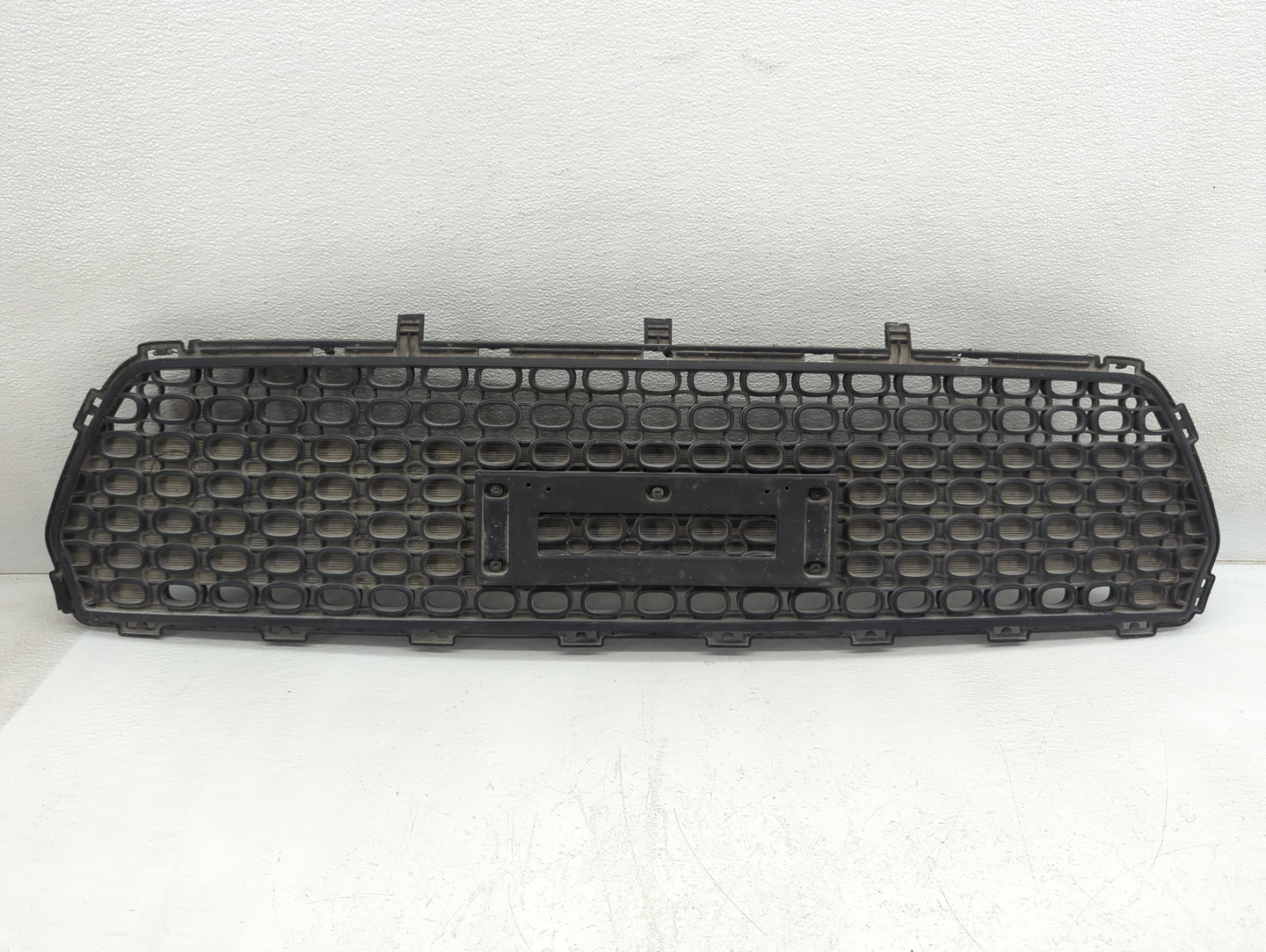 2014-2016 Kia Soul Front Grille Bumper Not Included - Oemusedautoparts1.com