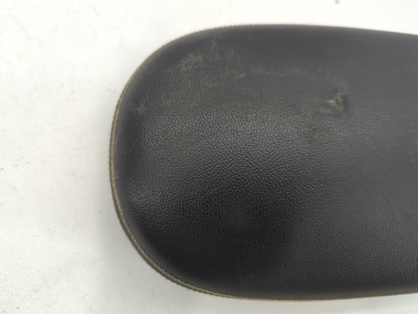 2014-2019 Kia Soul Center Console Armrest Cover Lid - Oemusedautoparts1.com