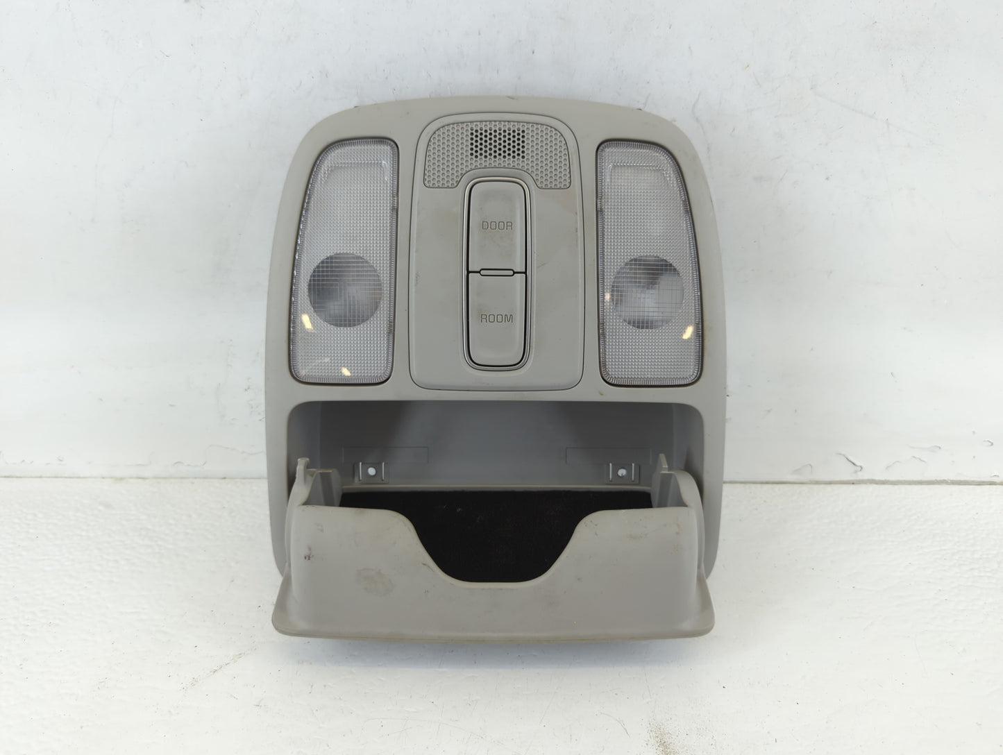2014-2019 Kia Soul Overhead Roof Console 663467 - Oemusedautoparts1.com