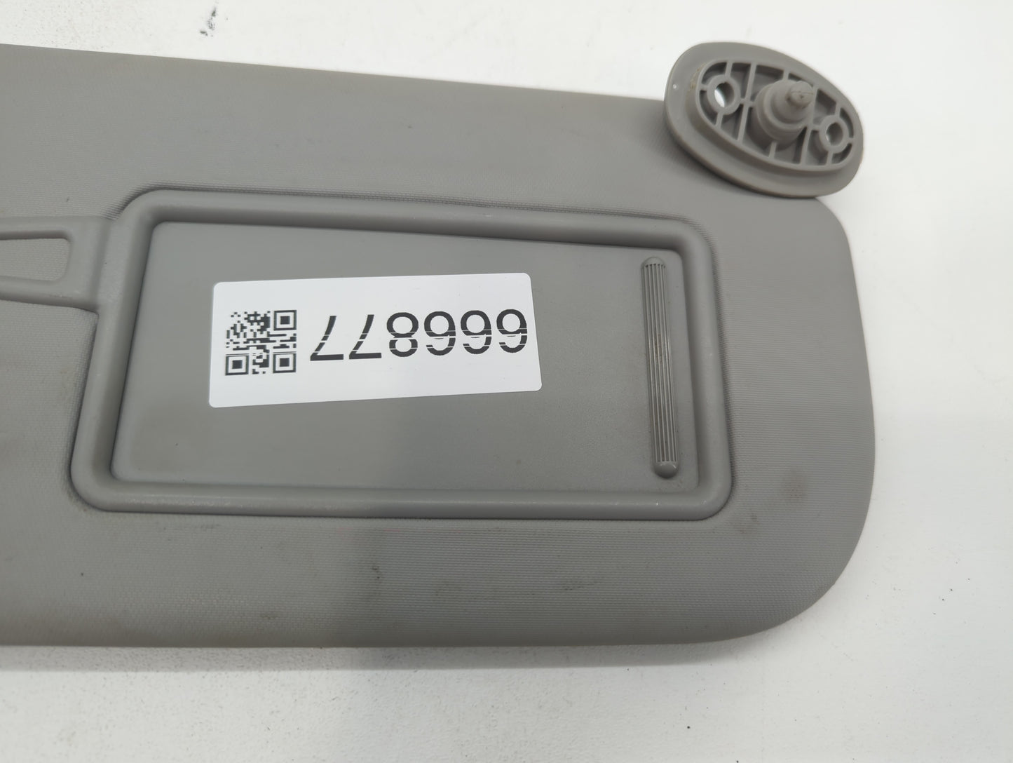 2014-2019 Kia Soul Sun Visor Shade Replacement Passenger Right Mirror Fits Fits 2014 2015 2016 2017 2018 2019 OEM Used Auto 