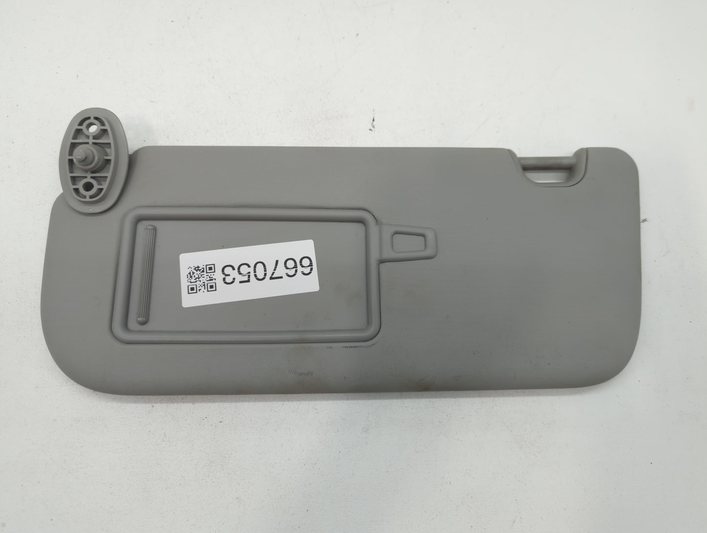 2014-2019 Kia Soul Sun Visor Shade Replacement Driver Left Mirror Fits Fits 2014 2015 2016 2017 2018 2019 OEM Used Auto Part