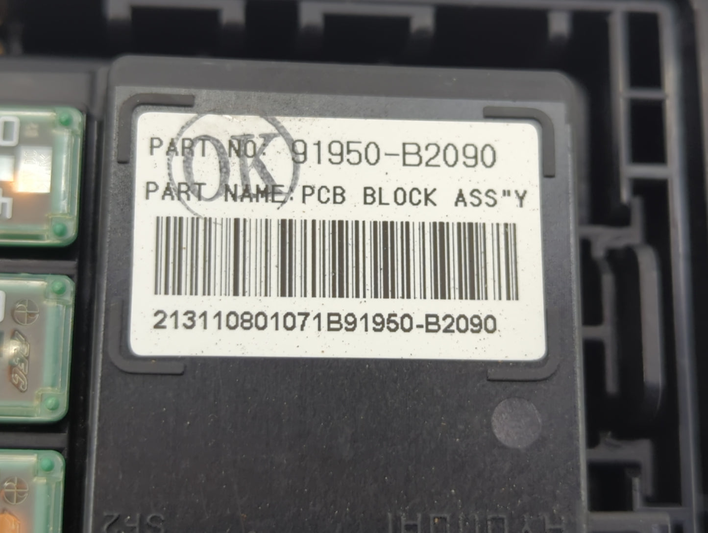 2014 Kia Soul Fusebox Fuse Box Panel Relay Module P/N:91950-B2090 91950-B2050 Fits OEM Used Auto Parts - Oemusedautoparts1.c