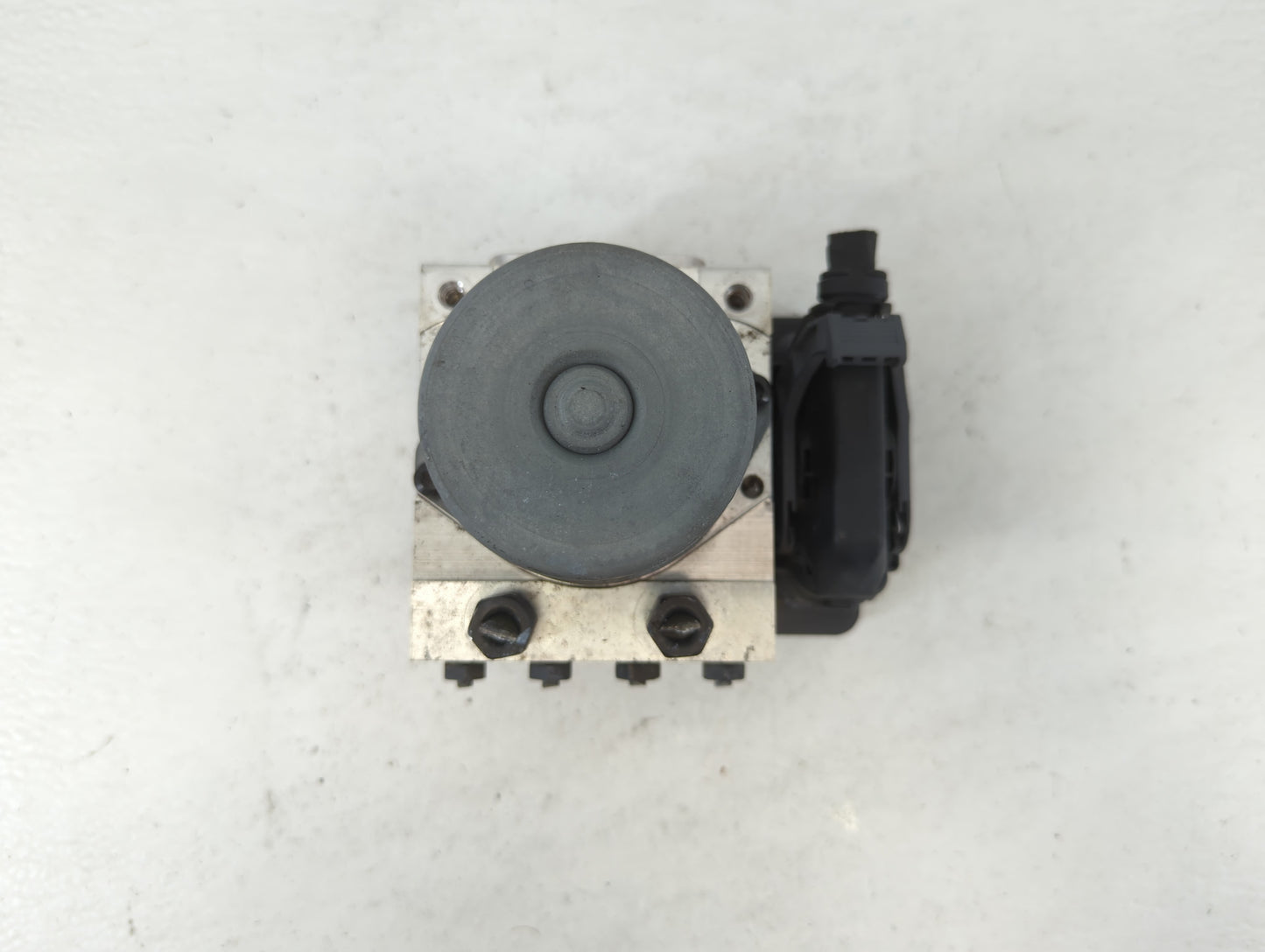 2014-2015 Kia Soul ABS Pump Control Module Replacement P/N:B2589-20520 58920-B2506 Fits Fits 2014 2015 OEM Used Auto Parts -
