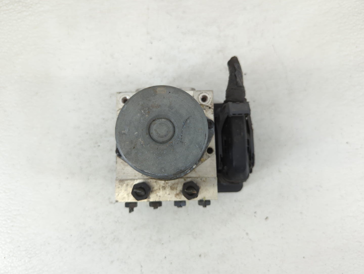 2014-2015 Kia Soul ABS Pump Control Module Replacement P/N:58900-B2506 Fits Fits 2014 2015 OEM Used Auto Parts - Oemusedauto