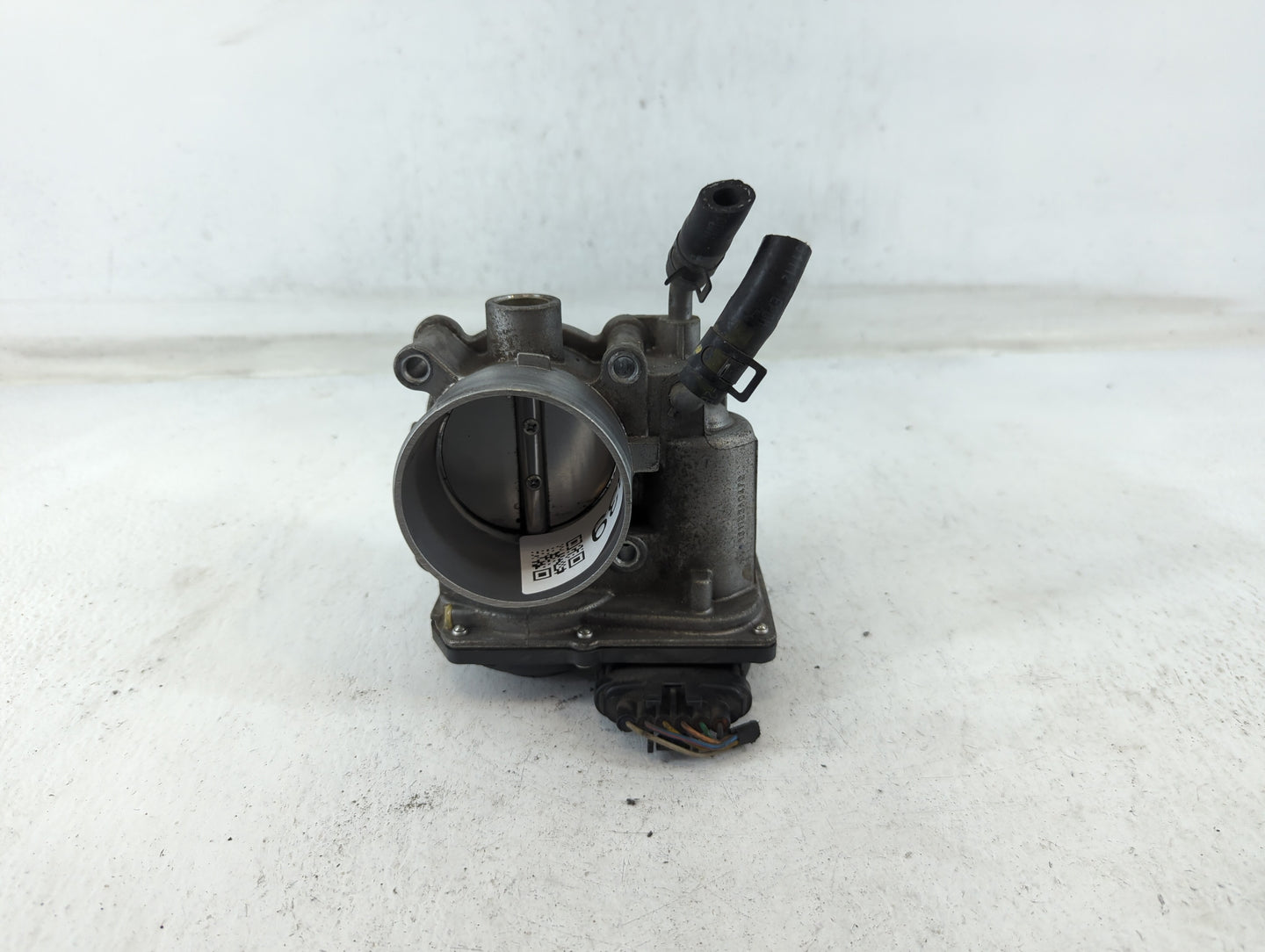 2014-2019 Kia Soul Throttle Body P/N:35100-2E000 Fits Fits 2011 2012 2013 2014 2015 2016 2017 2018 2019 2020 2021 OEM Used A