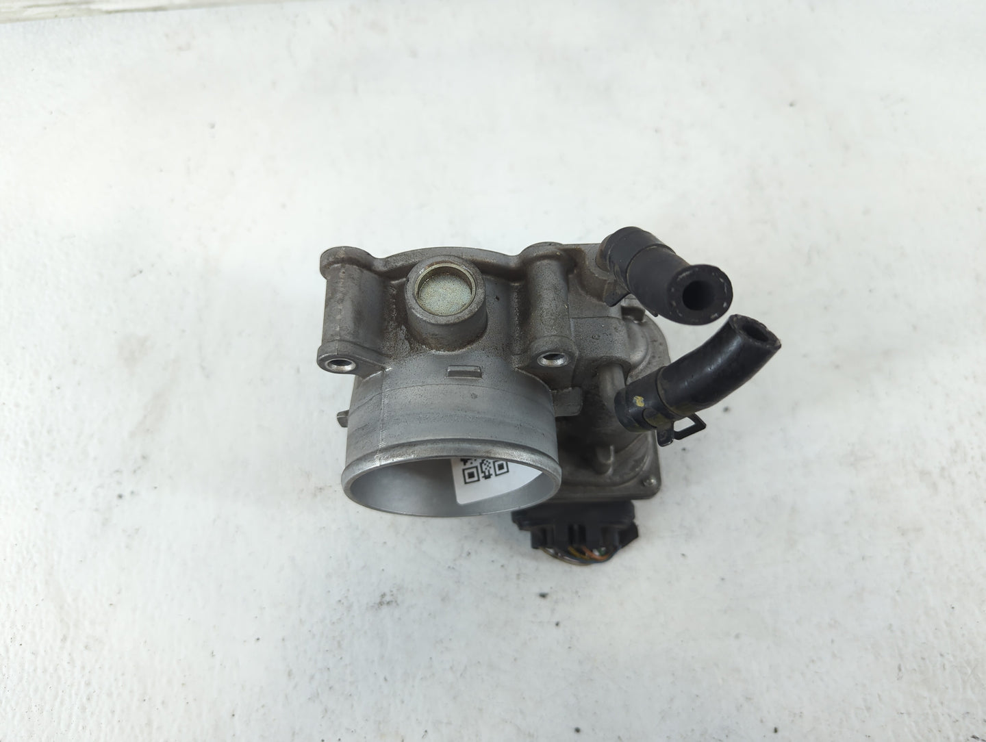 2014-2019 Kia Soul Throttle Body P/N:35100-2E000 Fits Fits 2011 2012 2013 2014 2015 2016 2017 2018 2019 2020 2021 OEM Used A