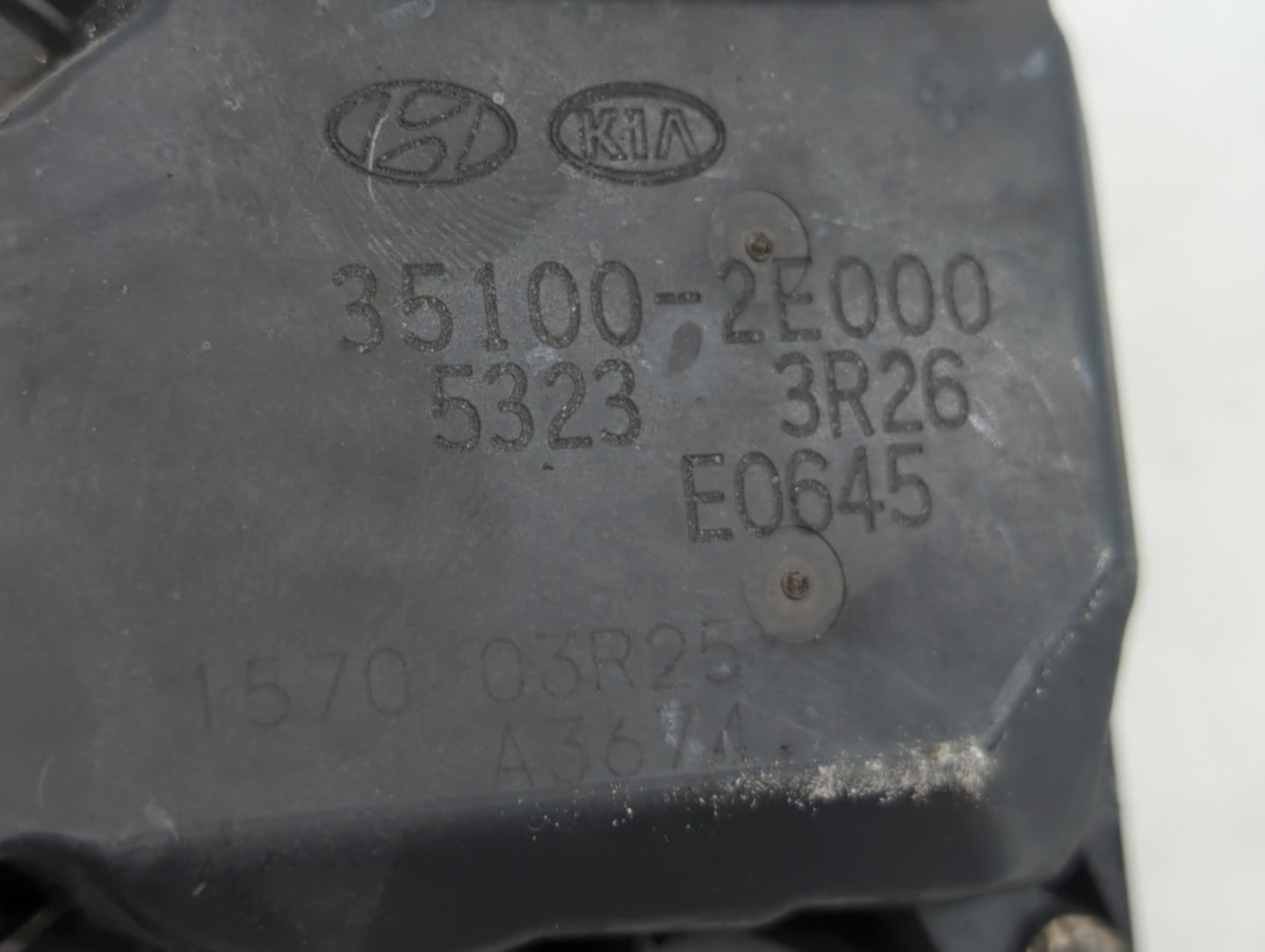 2014-2019 Kia Soul Throttle Body P/N:35100-2E000 Fits Fits 2011 2012 2013 2014 2015 2016 2017 2018 2019 2020 2021 OEM Used A