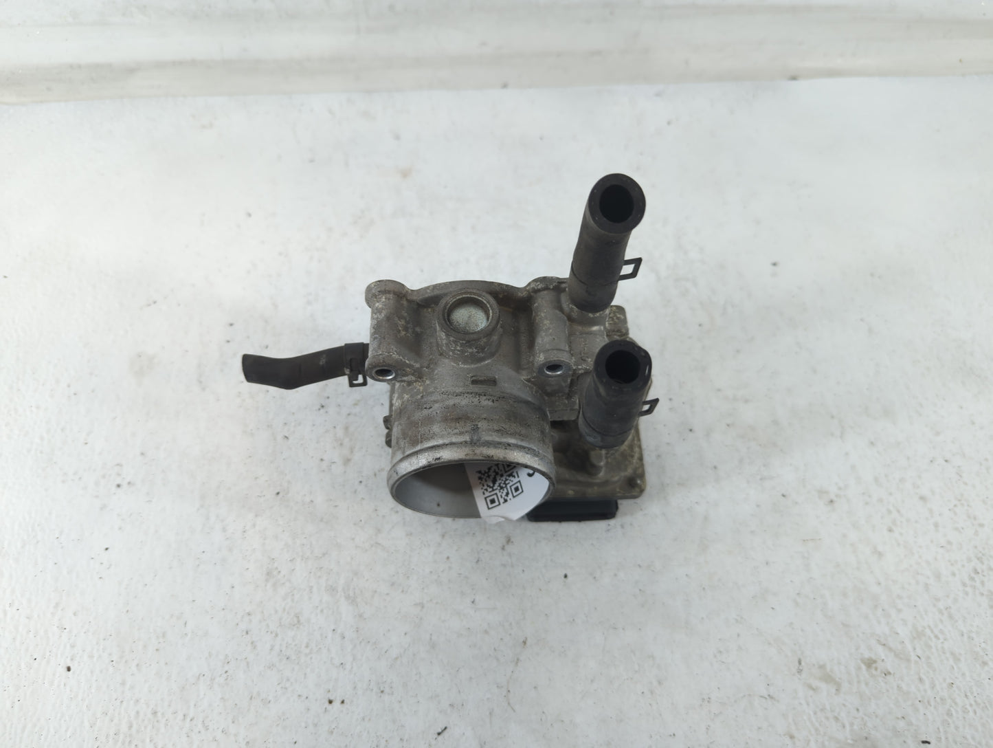 2012-2019 Kia Soul Throttle Body P/N:5302 11Q20 35100-2B300 Fits Fits 2012 2013 2014 2015 2016 2017 2018 2019 OEM Used Auto 