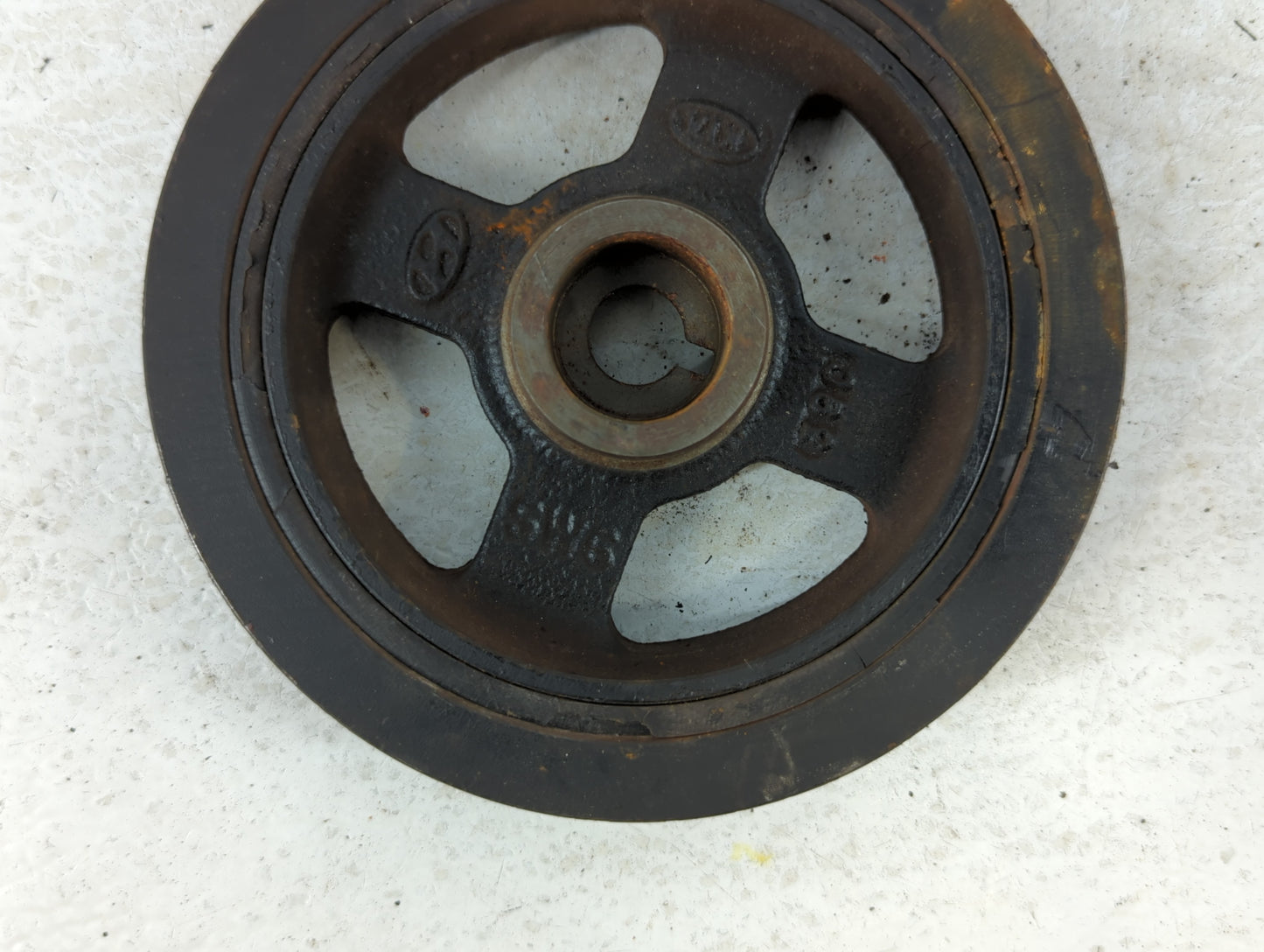 2014 Kia Soul SHAFT PULLEY BALANCER - Oemusedautoparts1.com