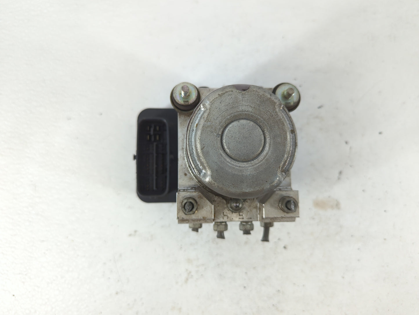 2014-2015 Kia Soul ABS Pump Control Module Replacement P/N:89541-04030 44510-04060 Fits Fits 2014 2015 OEM Used Auto Parts -