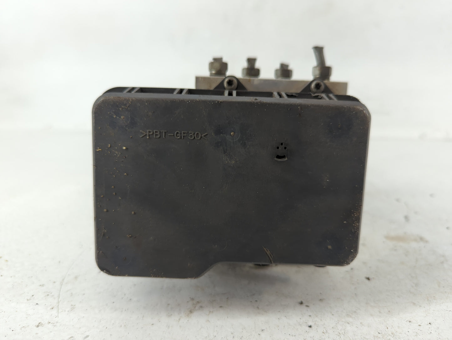 2014-2015 Kia Soul ABS Pump Control Module Replacement P/N:89541-04030 44510-04060 Fits Fits 2014 2015 OEM Used Auto Parts -