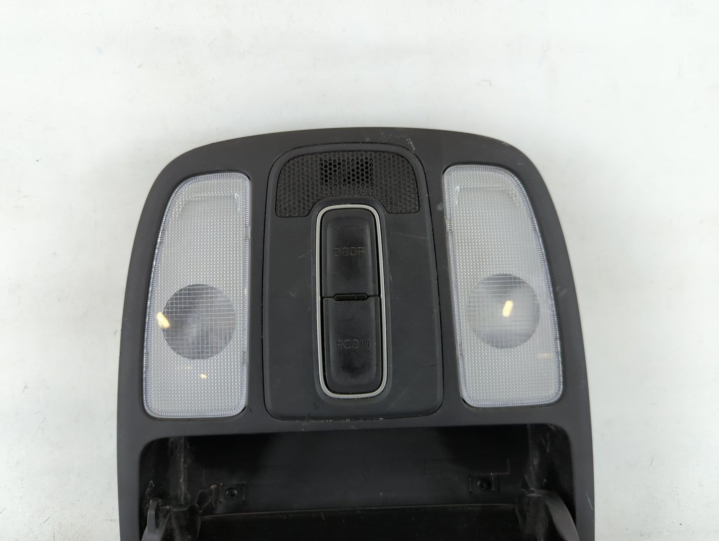 2014-2019 Kia Soul Overhead Roof Console 705981 - Oemusedautoparts1.com
