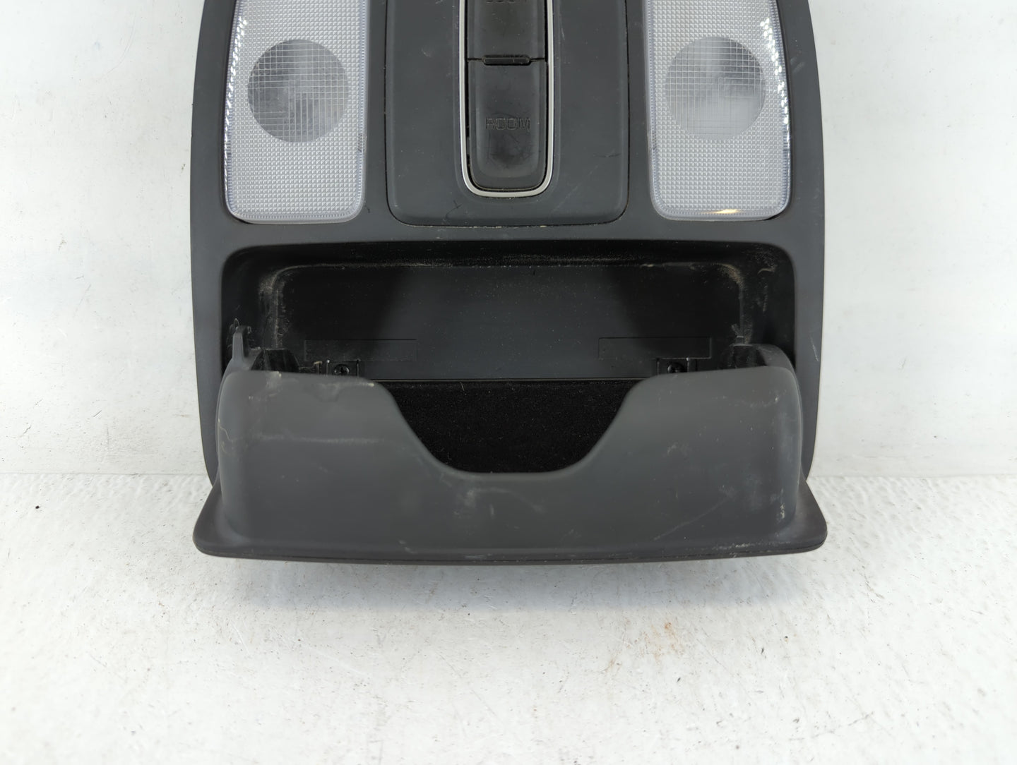 2014-2019 Kia Soul Overhead Roof Console 705981 - Oemusedautoparts1.com