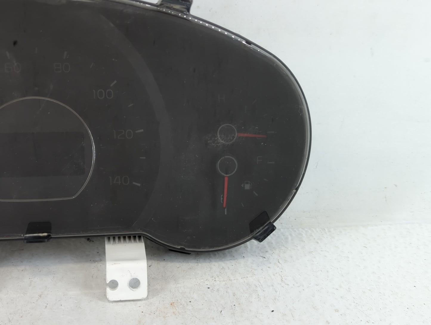 2014-2015 Kia Soul Instrument Cluster Speedometer Gauges P/N:94006-B2540 Fits Fits 2014 2015 OEM Used Auto Parts - Oemusedau