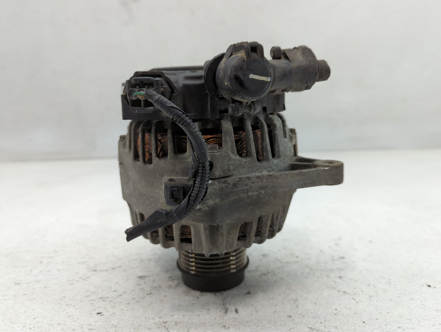 2012-2015 Kia Soul Alternator Replacement Generator Charging Assembly Engine OEM P/N:37300-2E300 2610819 Fits OEM Used Auto 