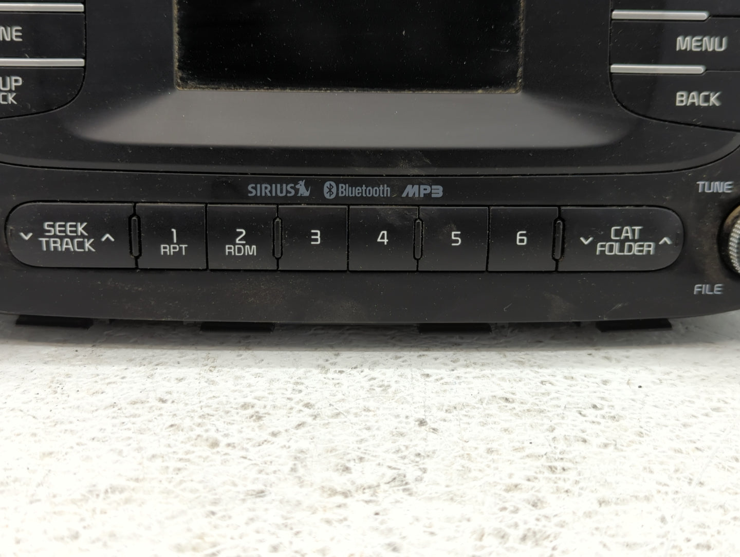 2014-2016 Kia Soul Am Fm Cd Player Radio Receiver - Oemusedautoparts1.com
