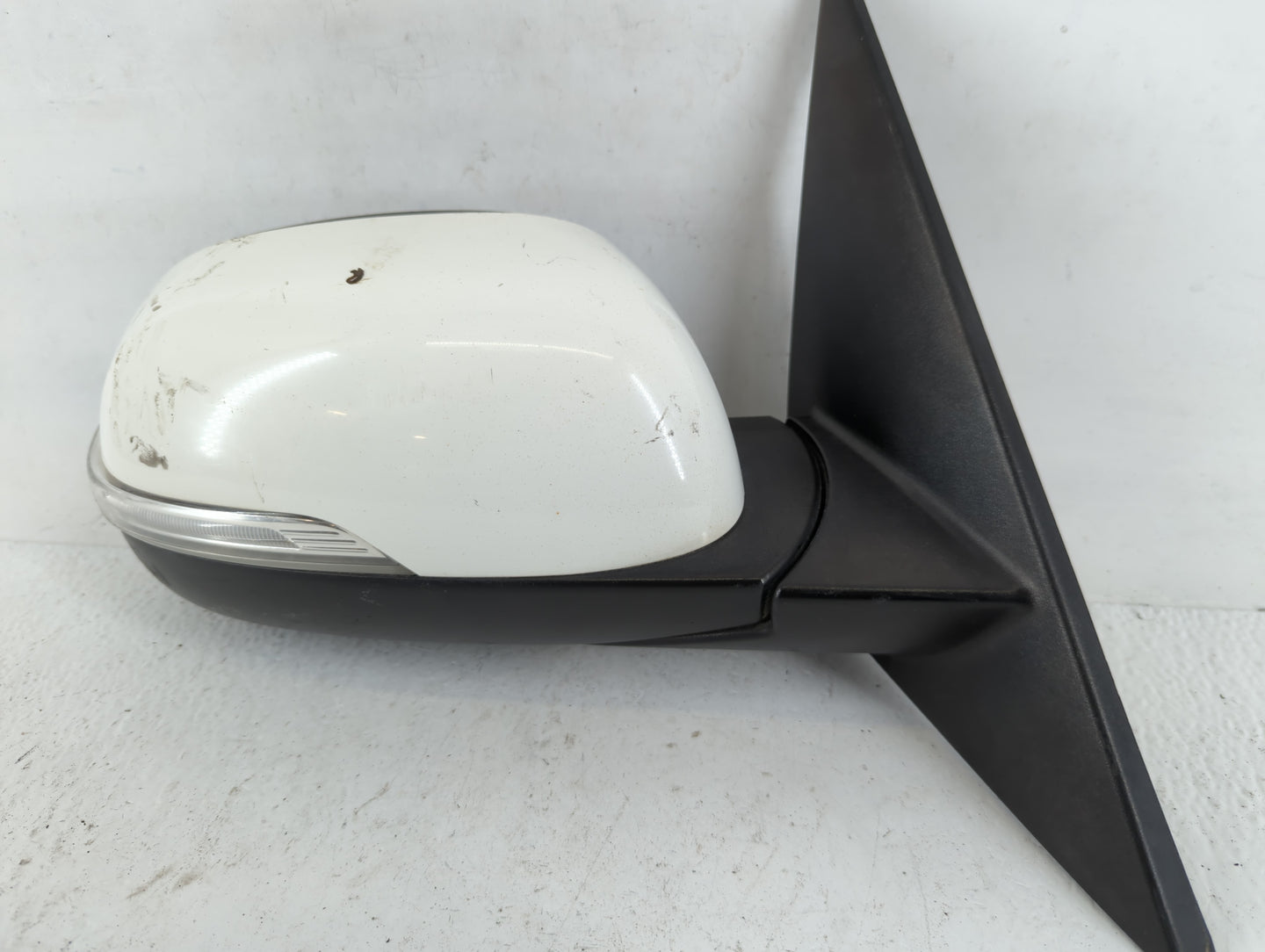 2014-2019 Kia Soul Driver Left Side View Manual Door Mirror - Oemusedautoparts1.com