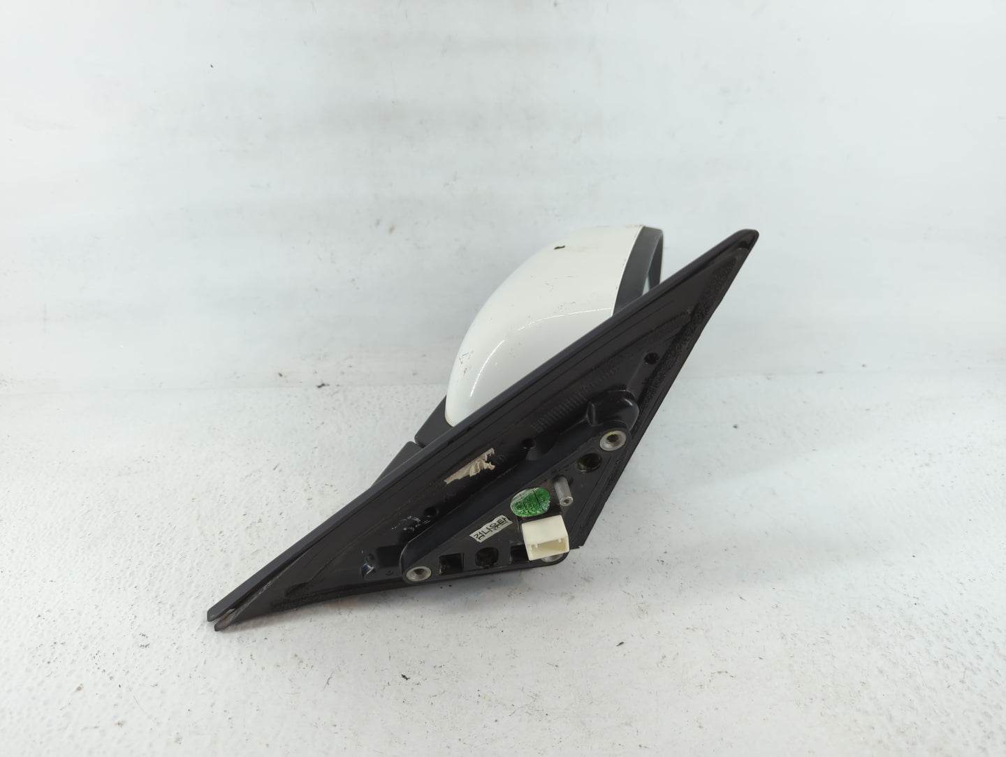 2014-2019 Kia Soul Driver Left Side View Manual Door Mirror - Oemusedautoparts1.com