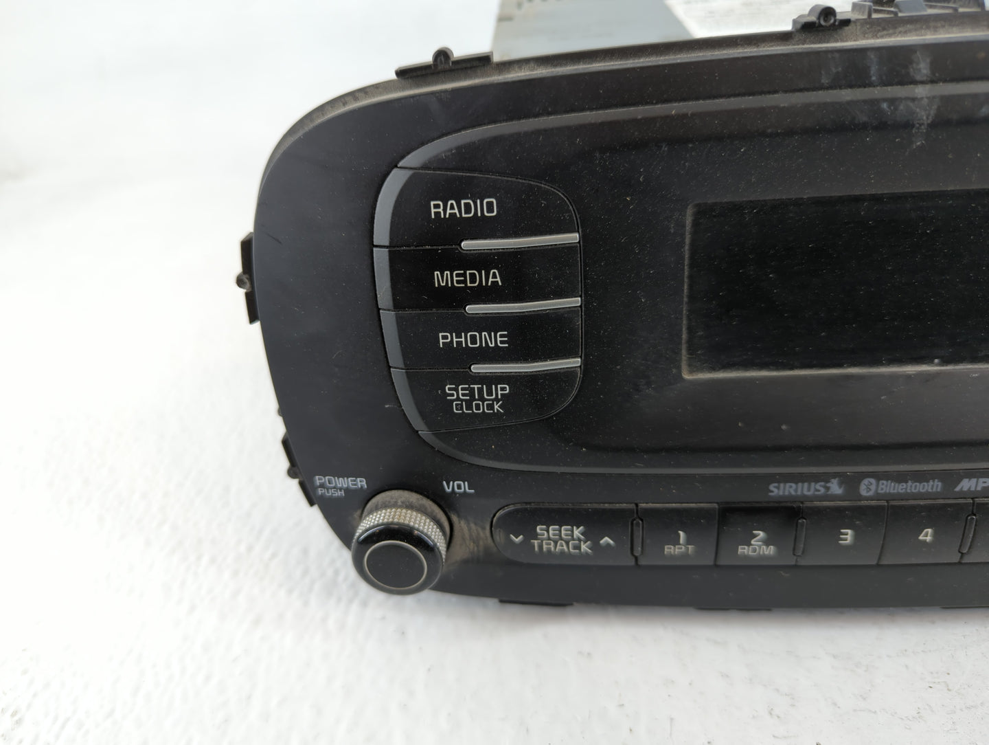 2014-2016 Kia Soul Am Fm Cd Player Radio Receiver - Oemusedautoparts1.com