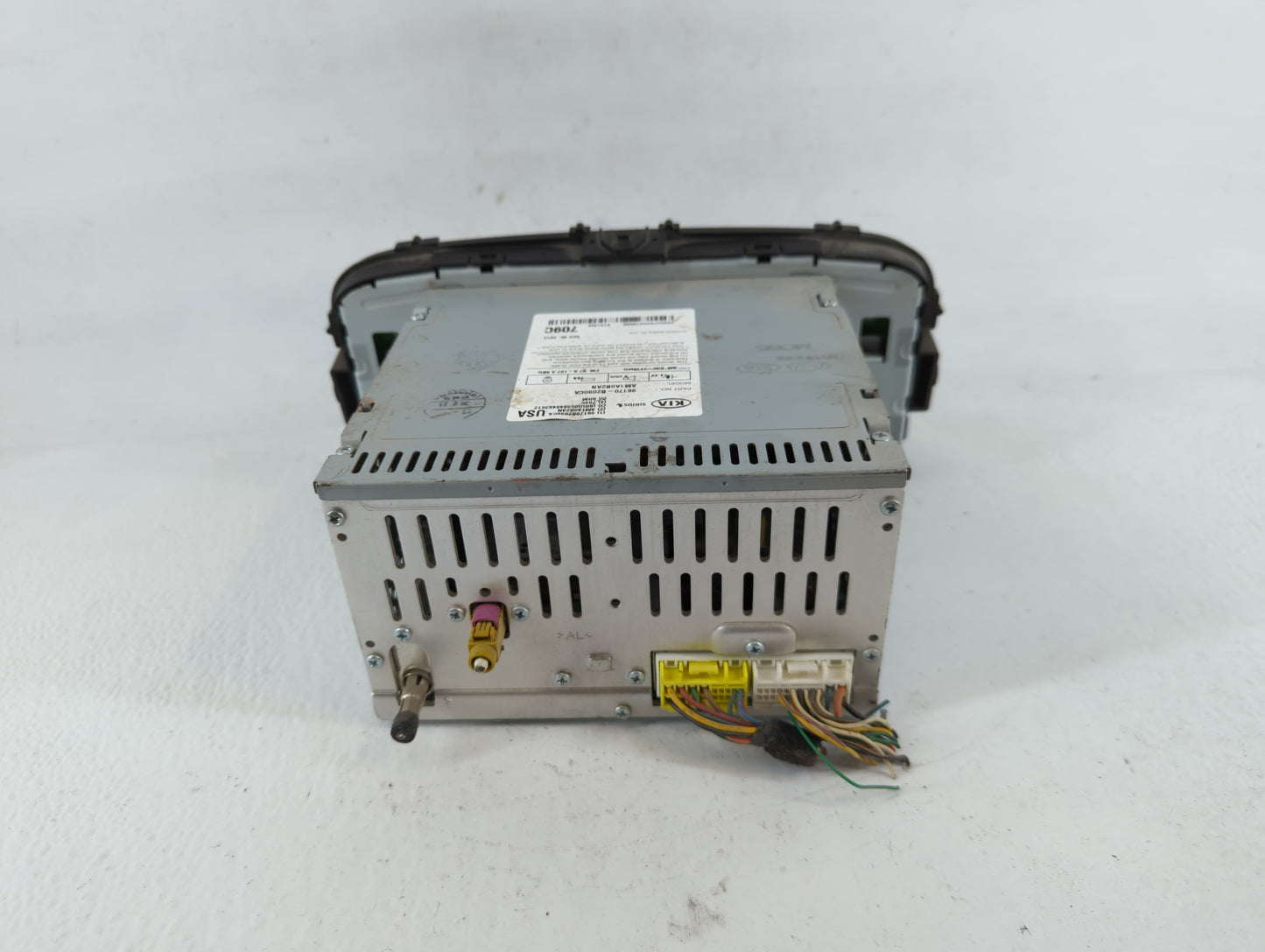 2014-2016 Kia Soul Am Fm Cd Player Radio Receiver - Oemusedautoparts1.com