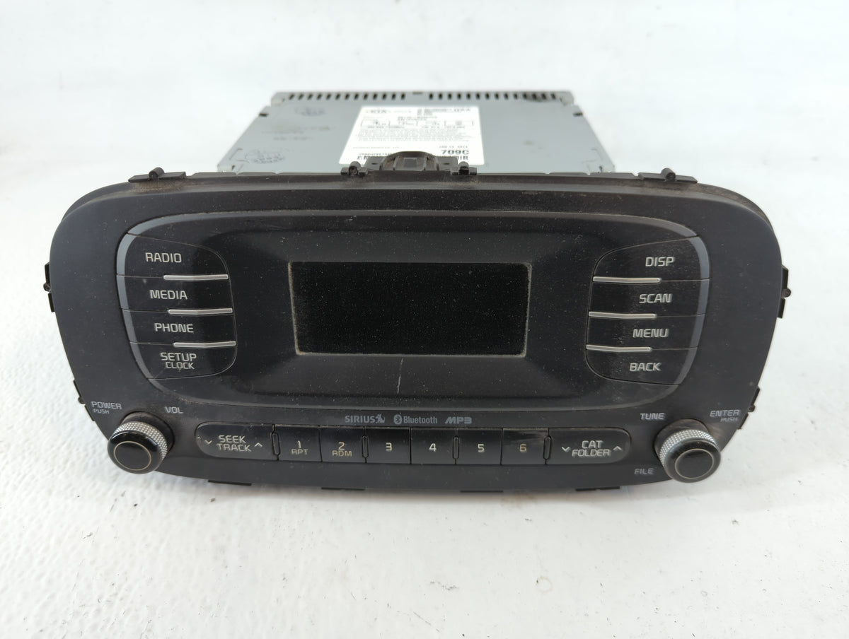 2014-2016 Kia Soul Am Fm Cd Player Radio Receiver 719737 - Oemusedautoparts1.com