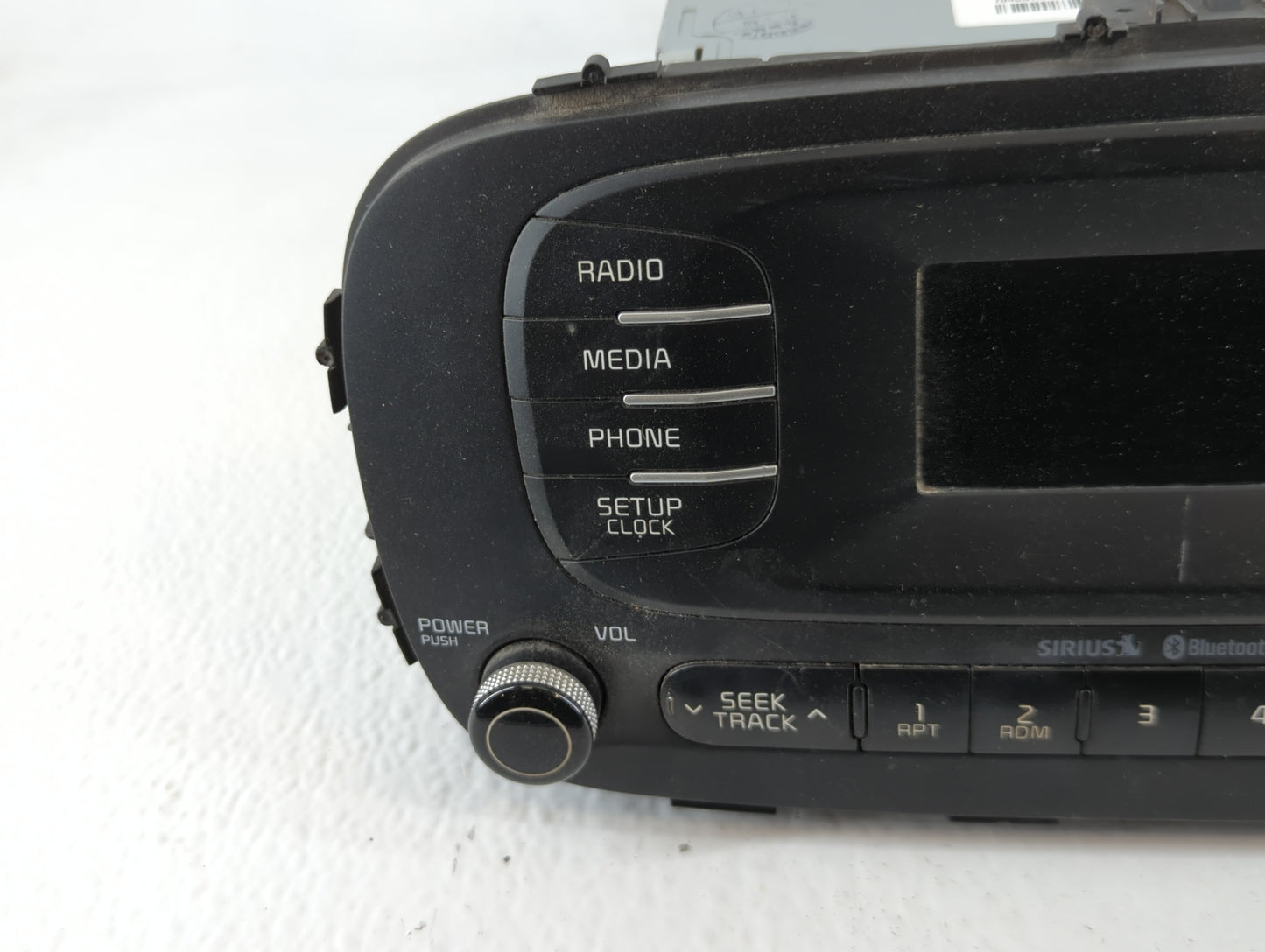 2014-2016 Kia Soul Am Fm Cd Player Radio Receiver - Oemusedautoparts1.com