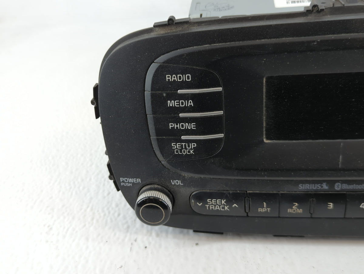 2014-2016 Kia Soul Am Fm Cd Player Radio Receiver 719737 - Oemusedautoparts1.com