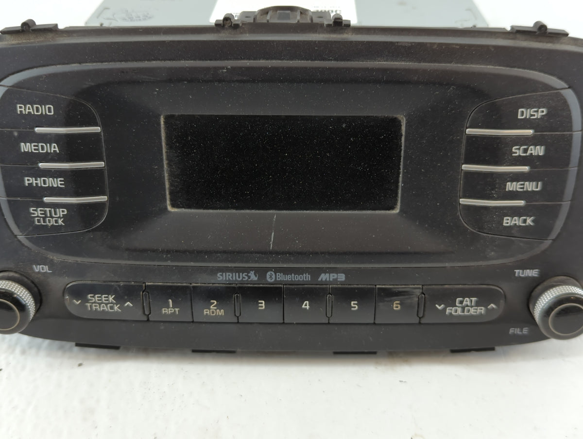 2014-2016 Kia Soul Am Fm Cd Player Radio Receiver 719737 - Oemusedautoparts1.com