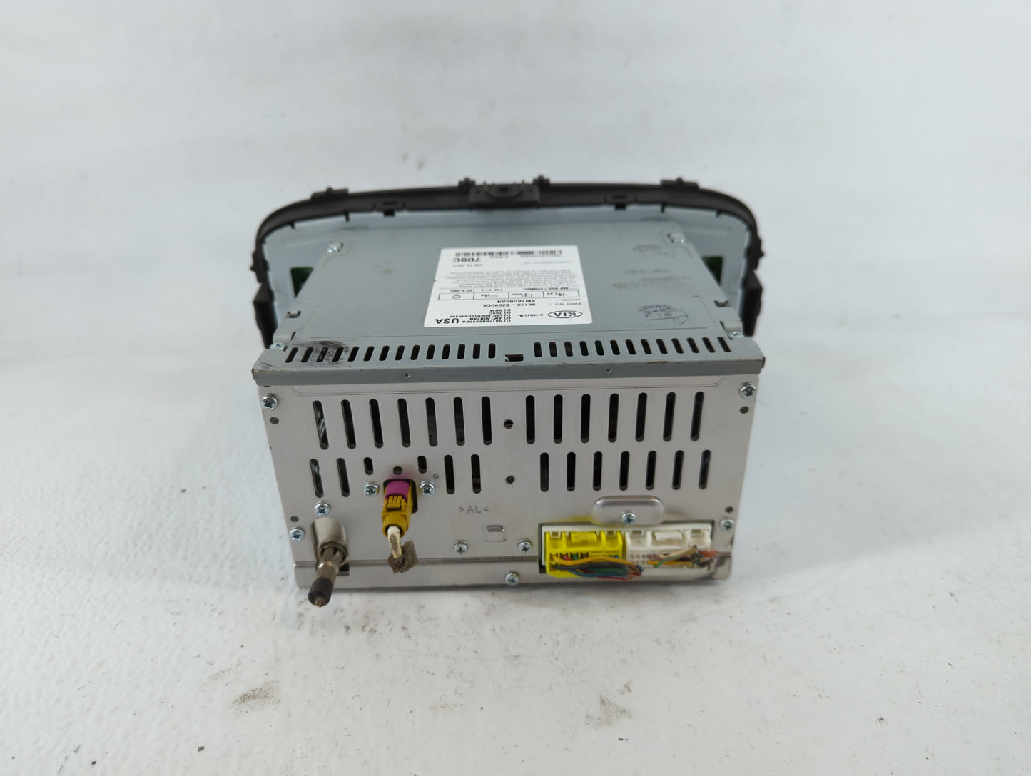 2014-2016 Kia Soul Am Fm Cd Player Radio Receiver - Oemusedautoparts1.com