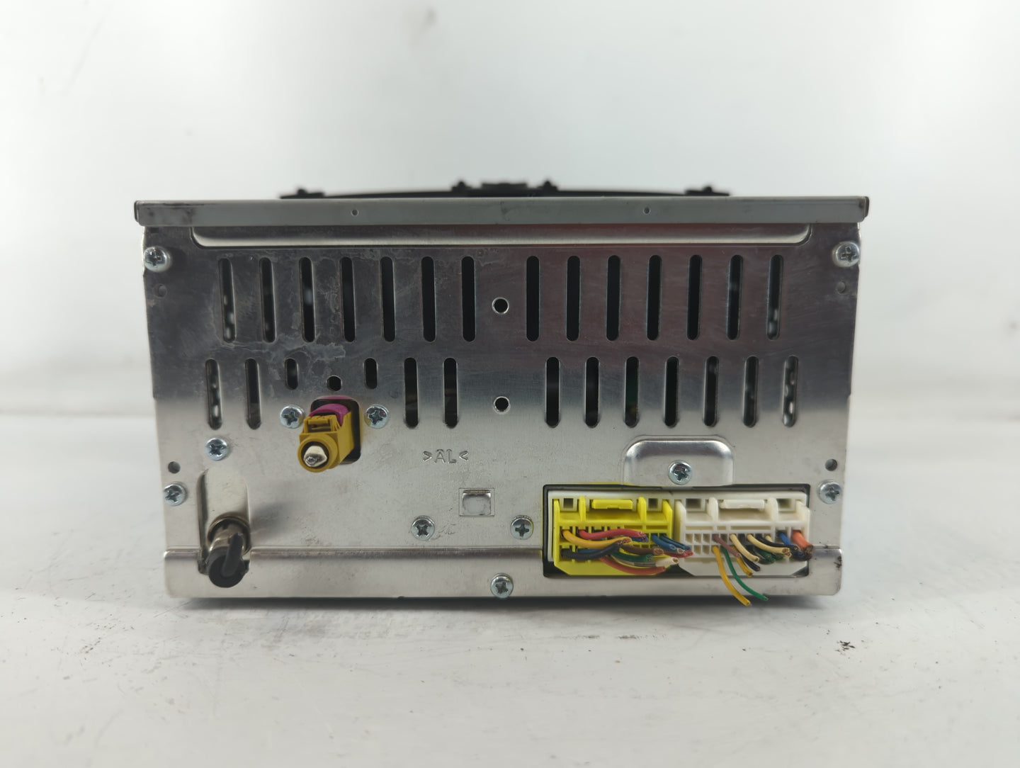2014-2016 Kia Soul Radio AM FM Cd Player Receiver Replacement P/N:96170-B2090CA Fits Fits 2014 2015 2016 OEM Used Auto Parts