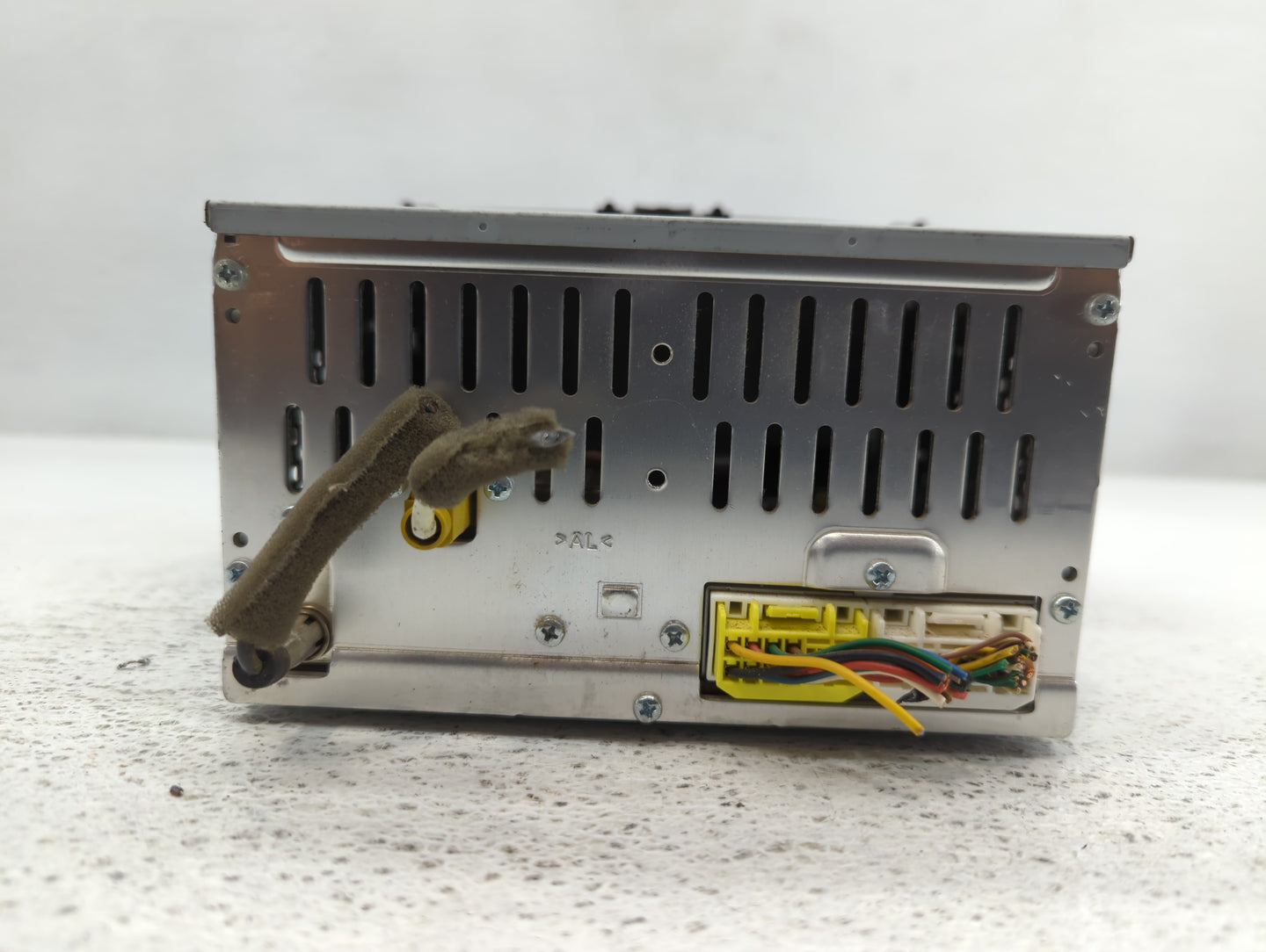 2014-2016 Kia Soul Radio AM FM Cd Player Receiver Replacement P/N:96170-B2090CA Fits Fits 2014 2015 2016 OEM Used Auto Parts