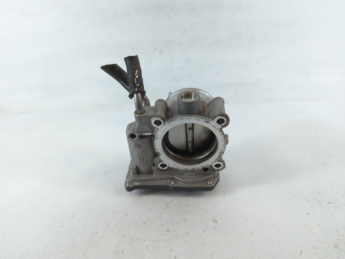 2014-2019 Kia Soul Throttle Body P/N:35100-2E000 Fits Fits 2011 2012 2013 2014 2015 2016 2017 2018 2019 2020 2021 OEM Used A