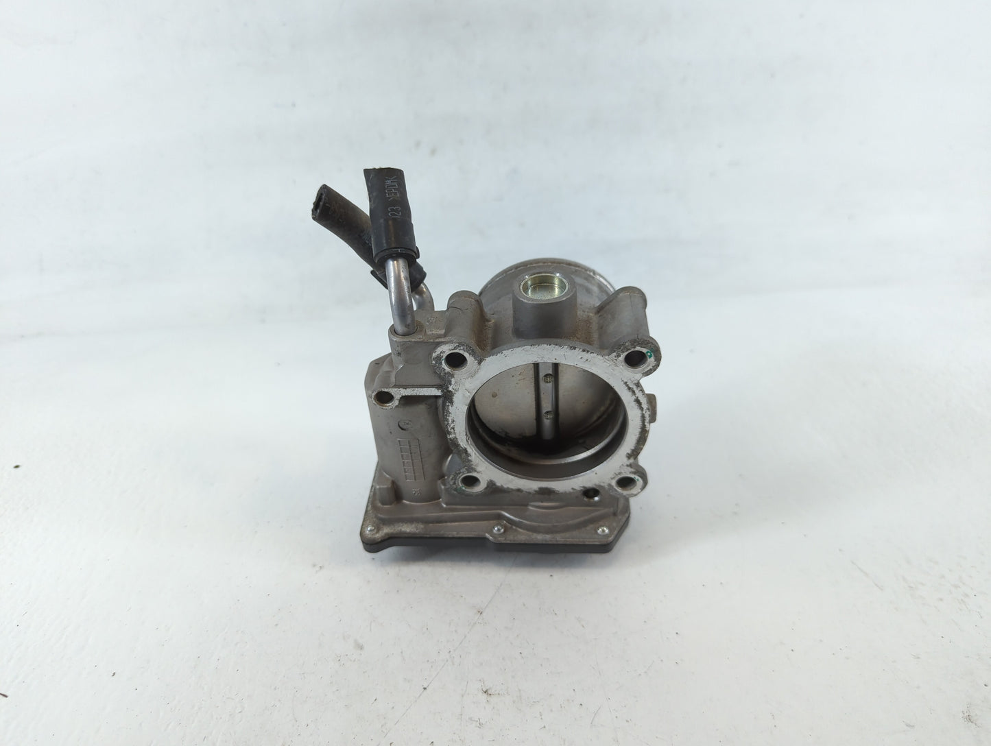2014-2019 Kia Soul Throttle Body P/N:35100-2E000 Fits Fits 2011 2012 2013 2014 2015 2016 2017 2018 2019 2020 2021 OEM Used A