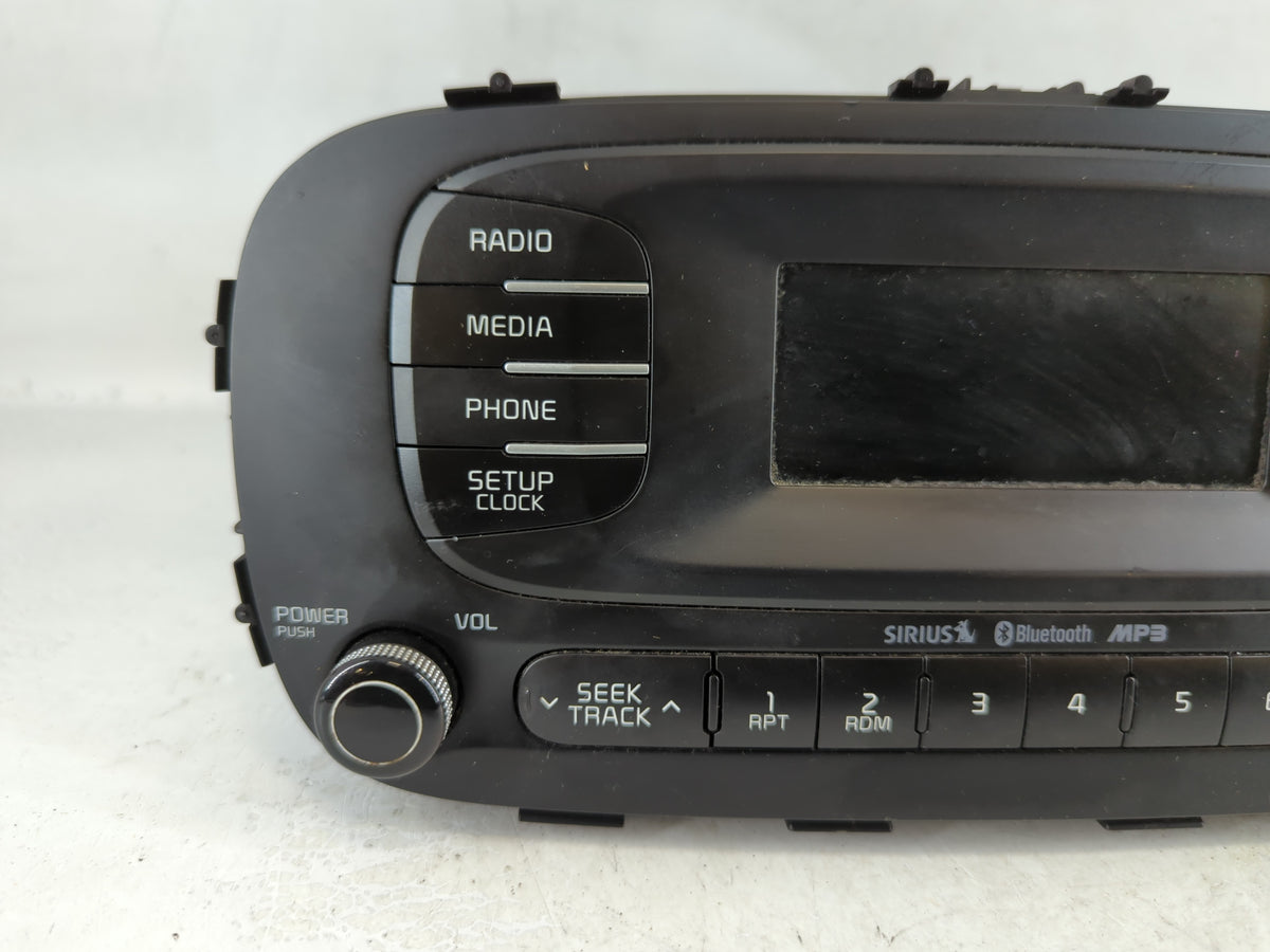 2014-2016 Kia Soul Am Fm Cd Player Radio Receiver 742023 - Oemusedautoparts1.com