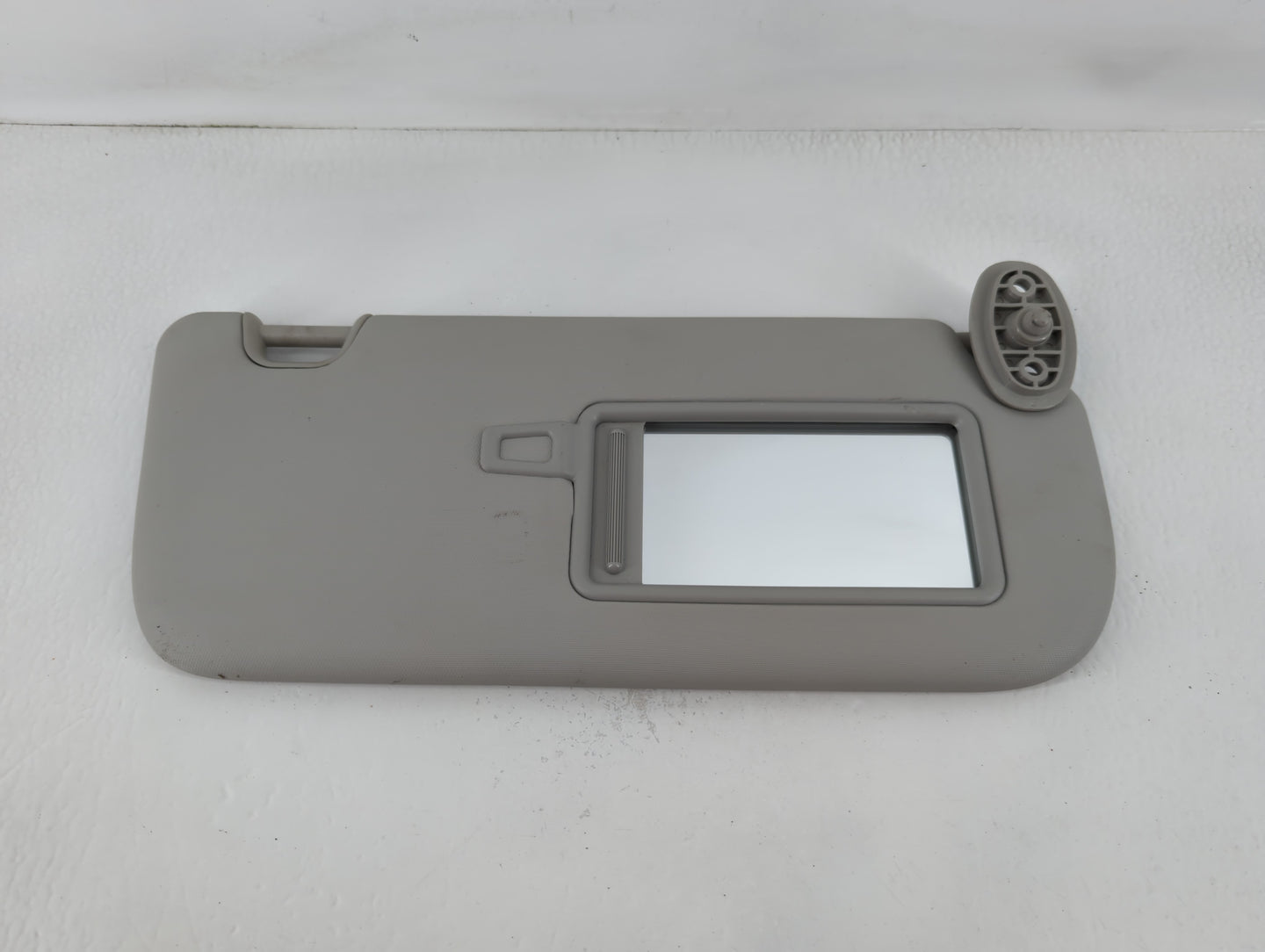 2014-2019 Kia Soul Sun Visor Shade Replacement Passenger Right Mirror Fits Fits 2014 2015 2016 2017 2018 2019 OEM Used Auto 