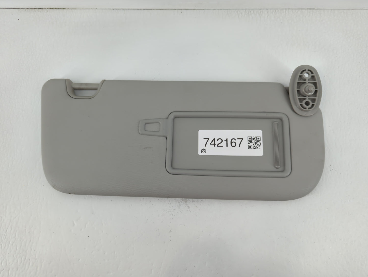 2014-2019 Kia Soul Sun Visor Shade Replacement Passenger Right Mirror Fits Fits 2014 2015 2016 2017 2018 2019 OEM Used Auto 