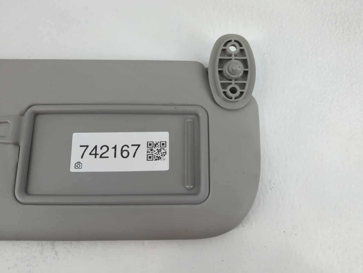 2014-2019 Kia Soul Sun Visor Shade Replacement Passenger Right Mirror Fits Fits 2014 2015 2016 2017 2018 2019 OEM Used Auto 